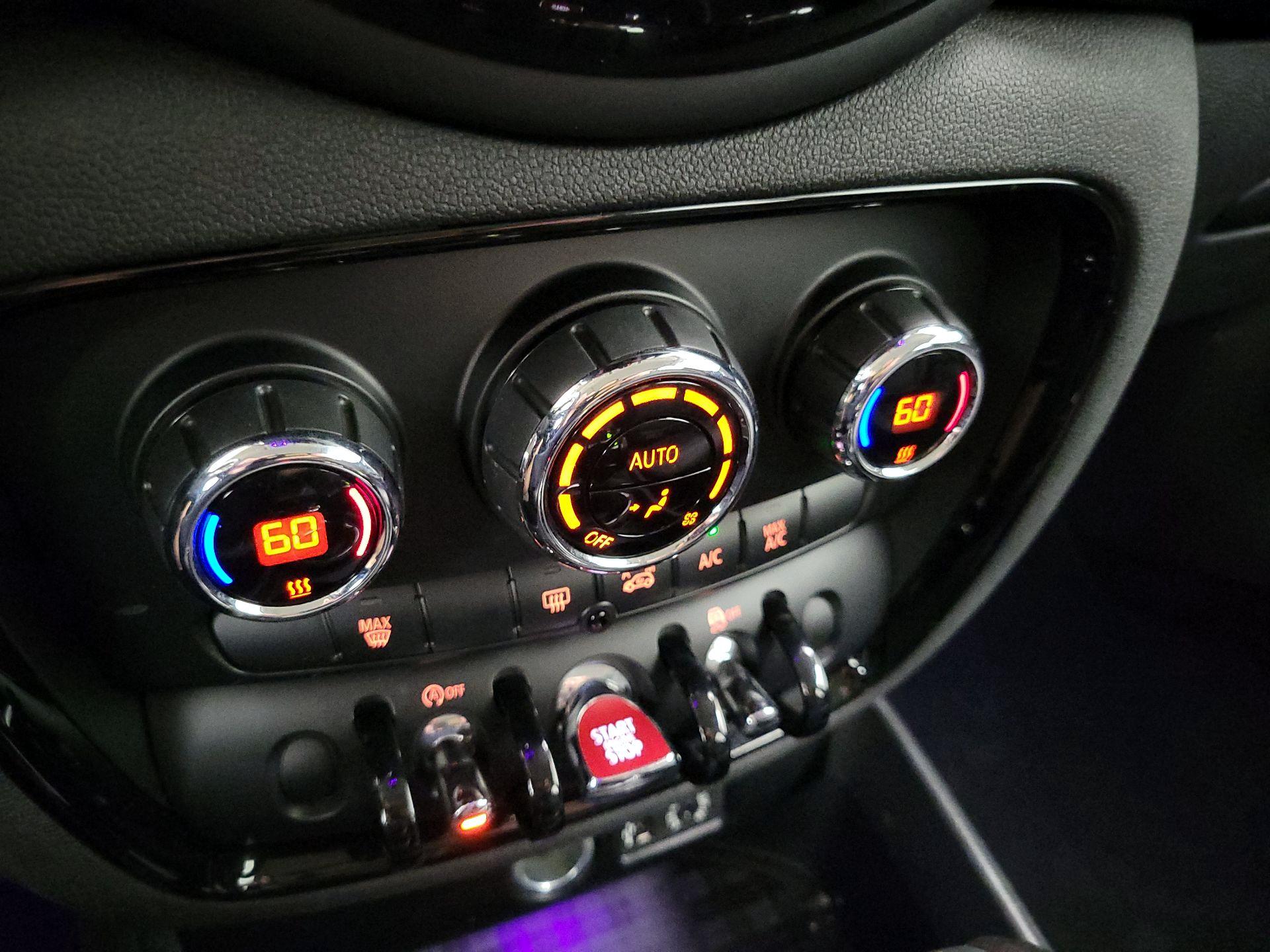 Thumbnail: 2017 MINI Cooper Clubman - 15