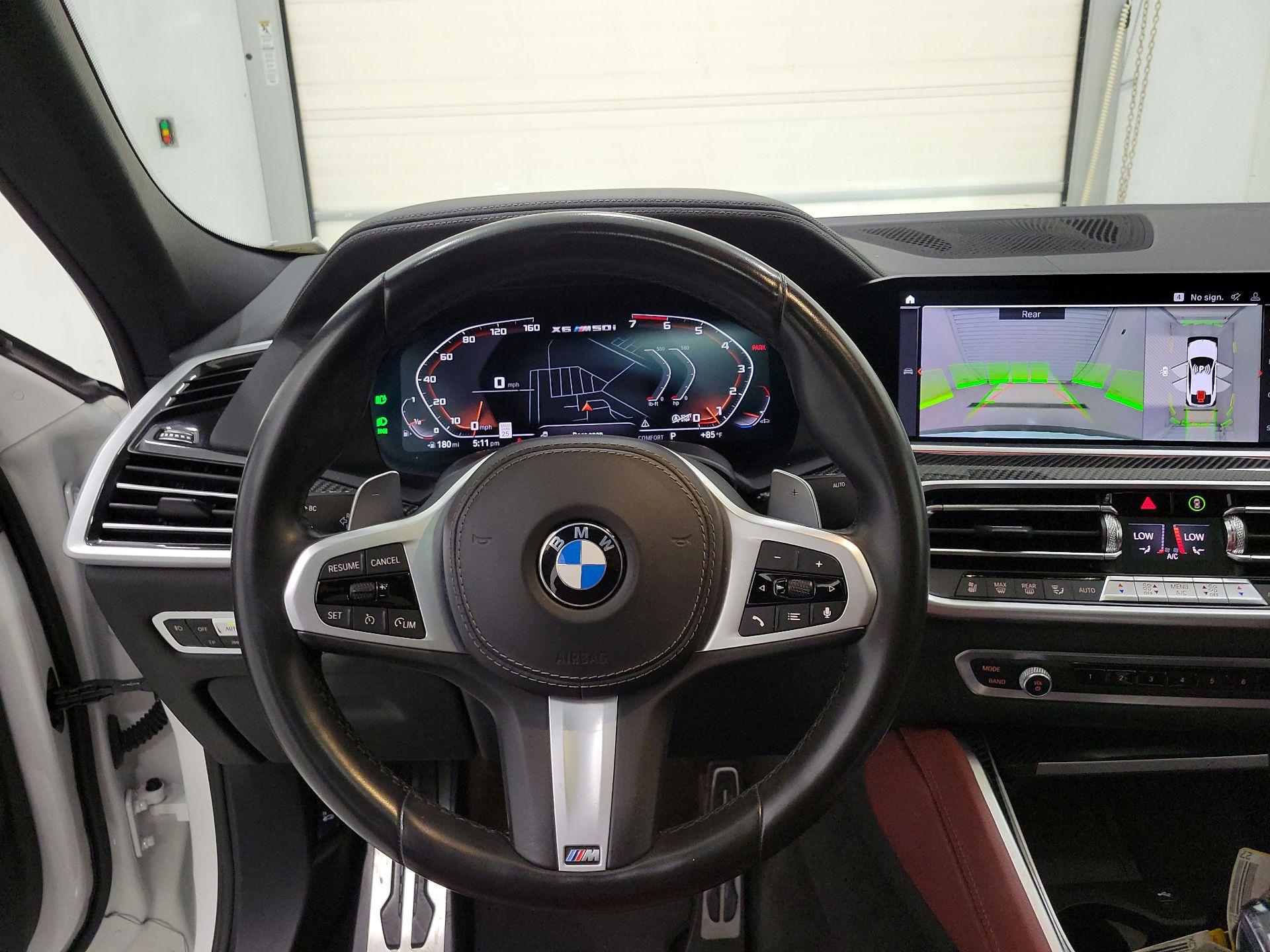 Thumbnail: 2021 BMW X6 - 10