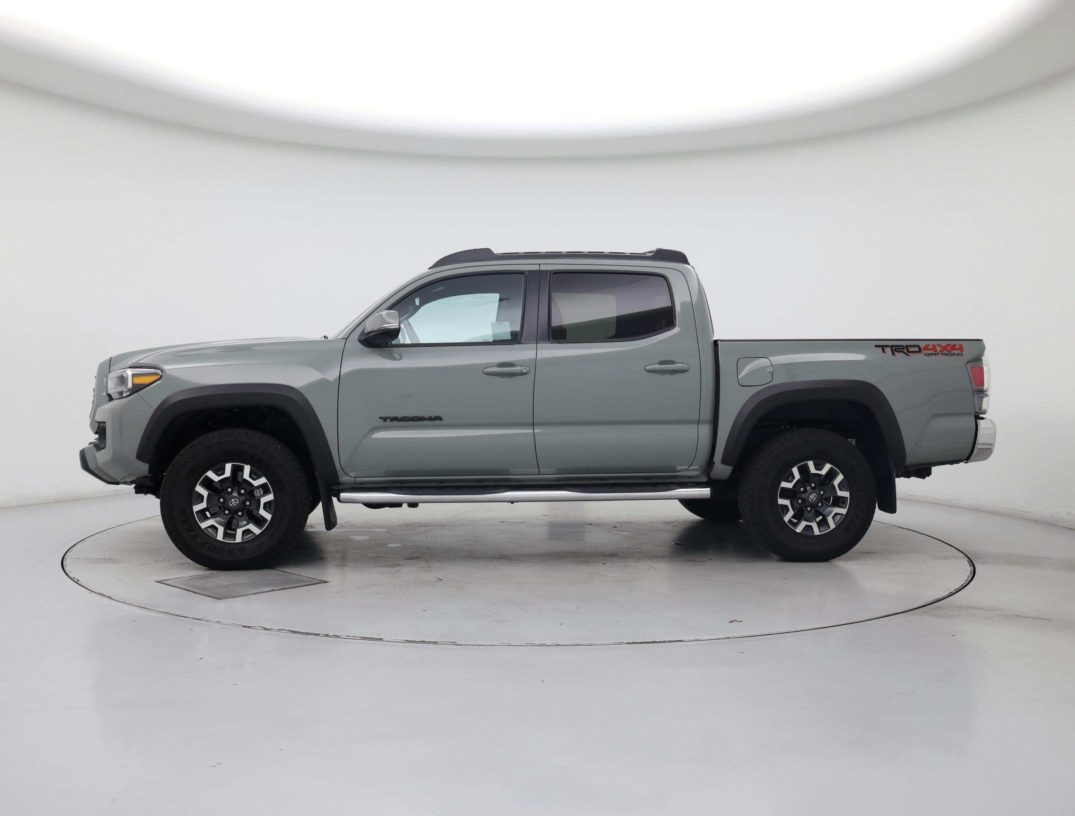 Thumbnail: 2023 Toyota Tacoma - 3