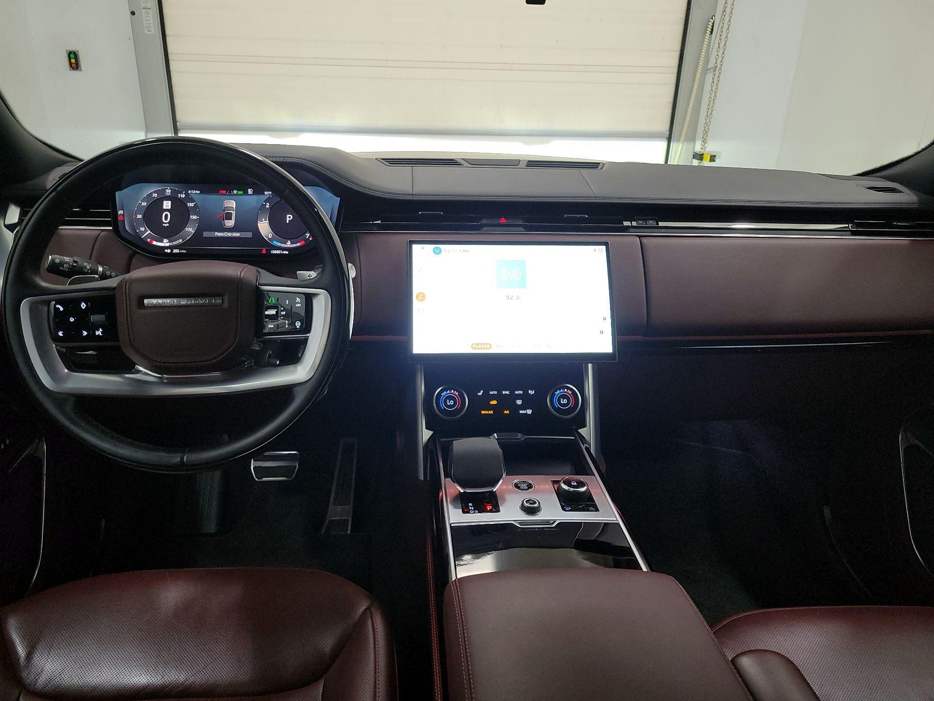 Thumbnail: 2023 Land Rover Range Rover - 9