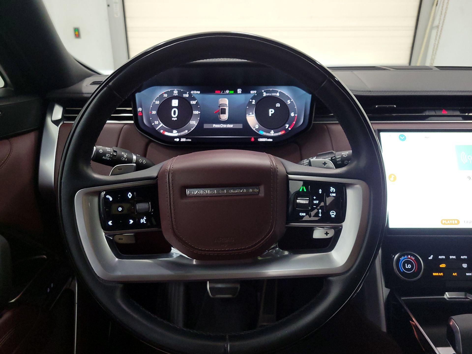 Thumbnail: 2023 Land Rover Range Rover - 10