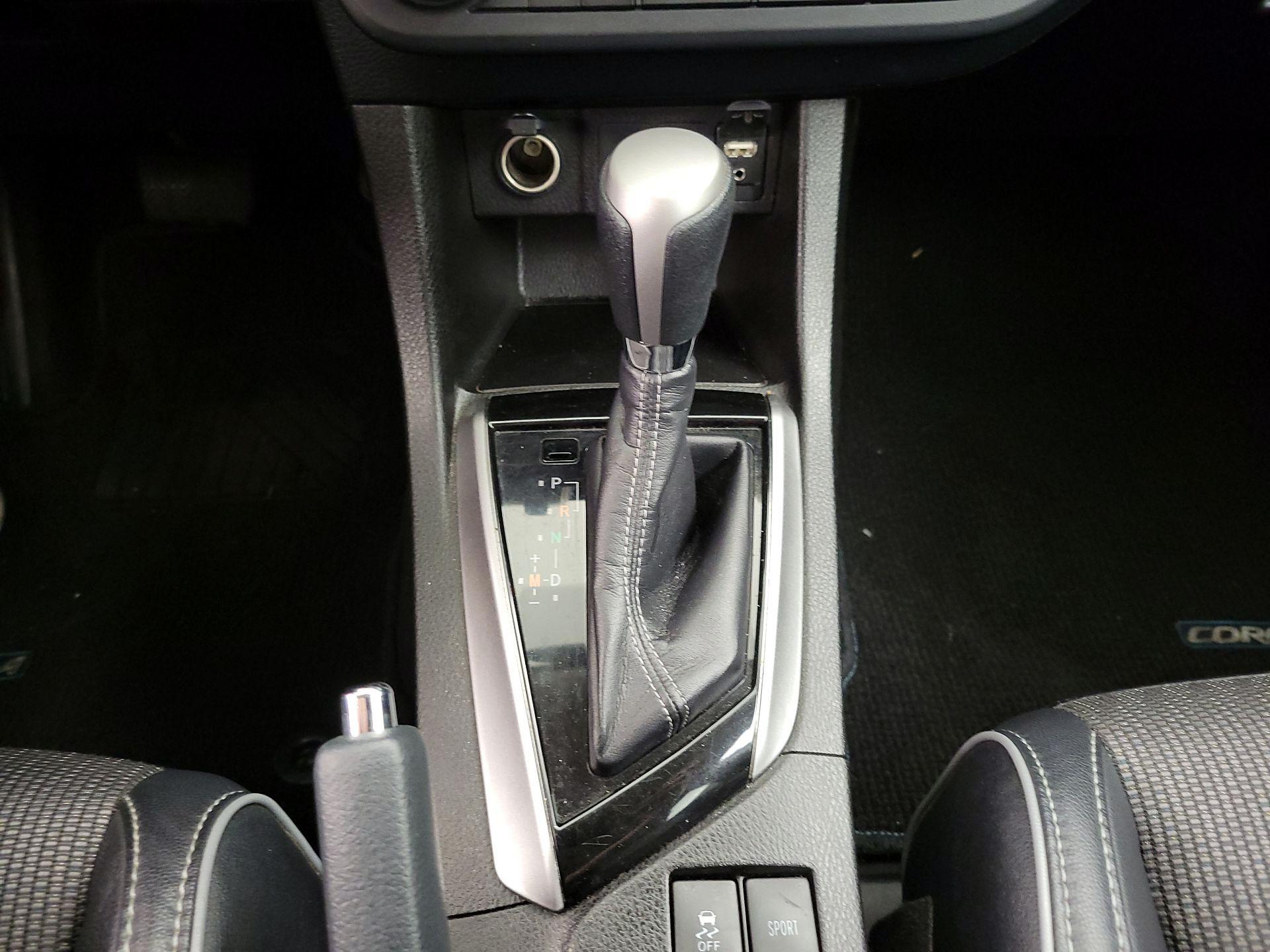 Thumbnail: 2016 Toyota Corolla - 17