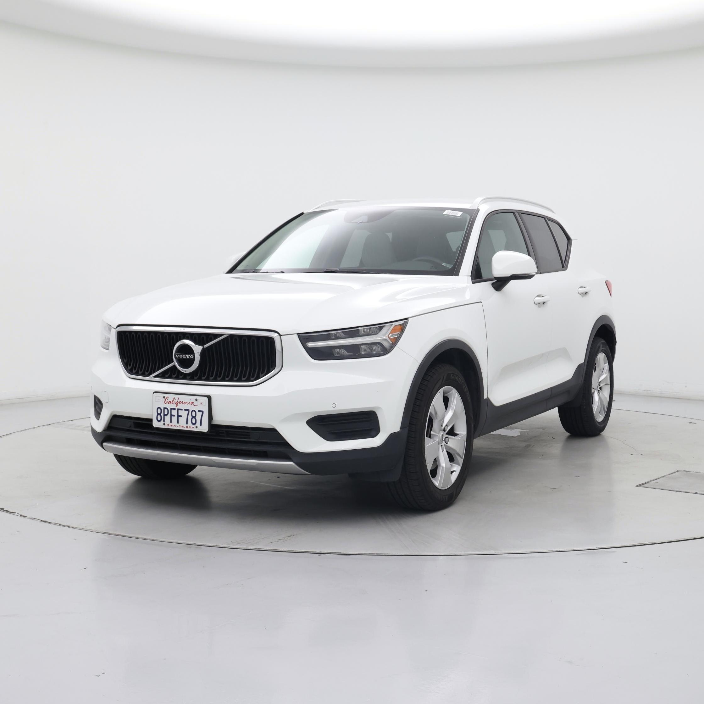 Thumbnail: 2020 Volvo XC40 - 4