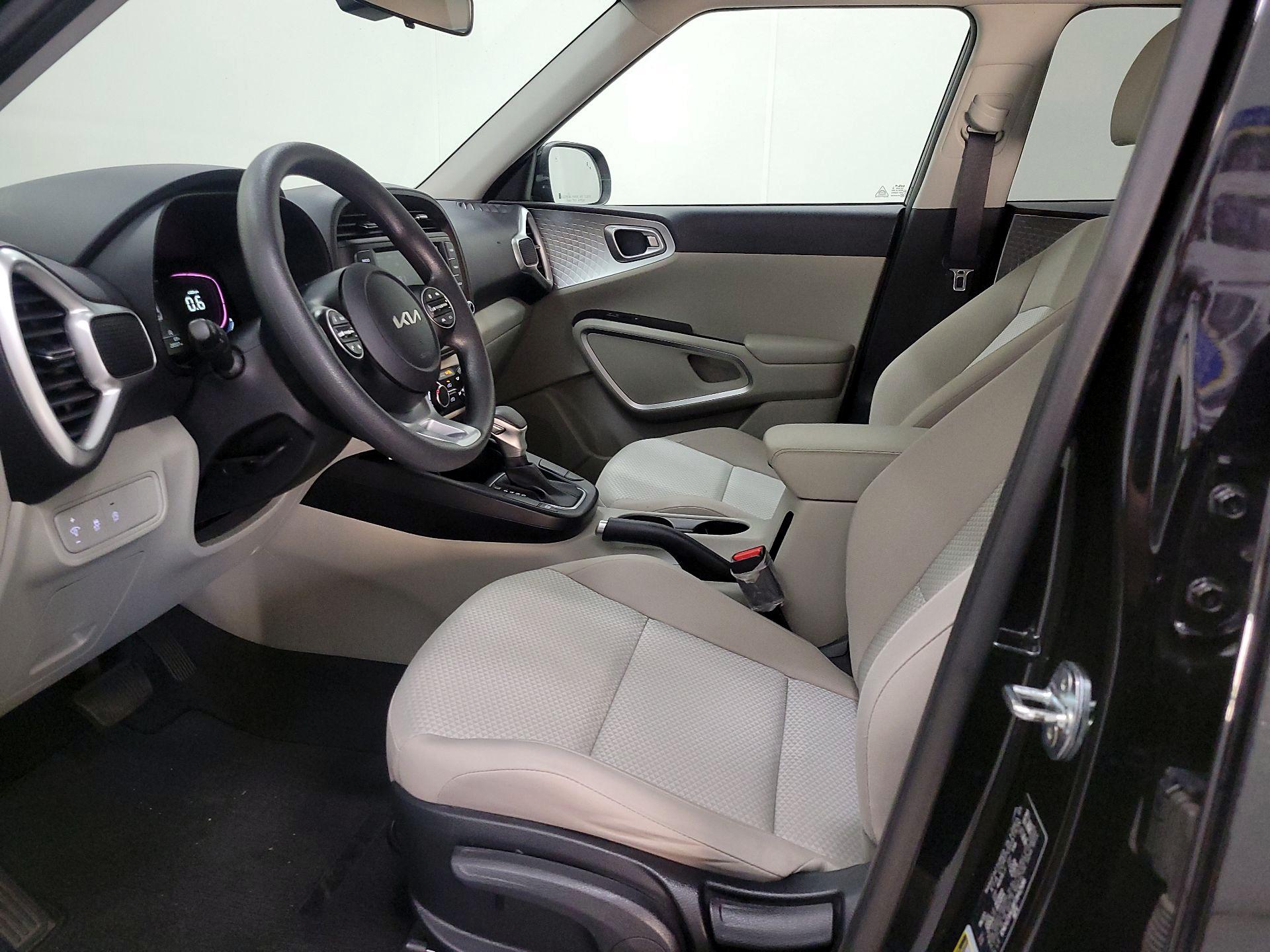Thumbnail: 2023 Kia Soul - 11