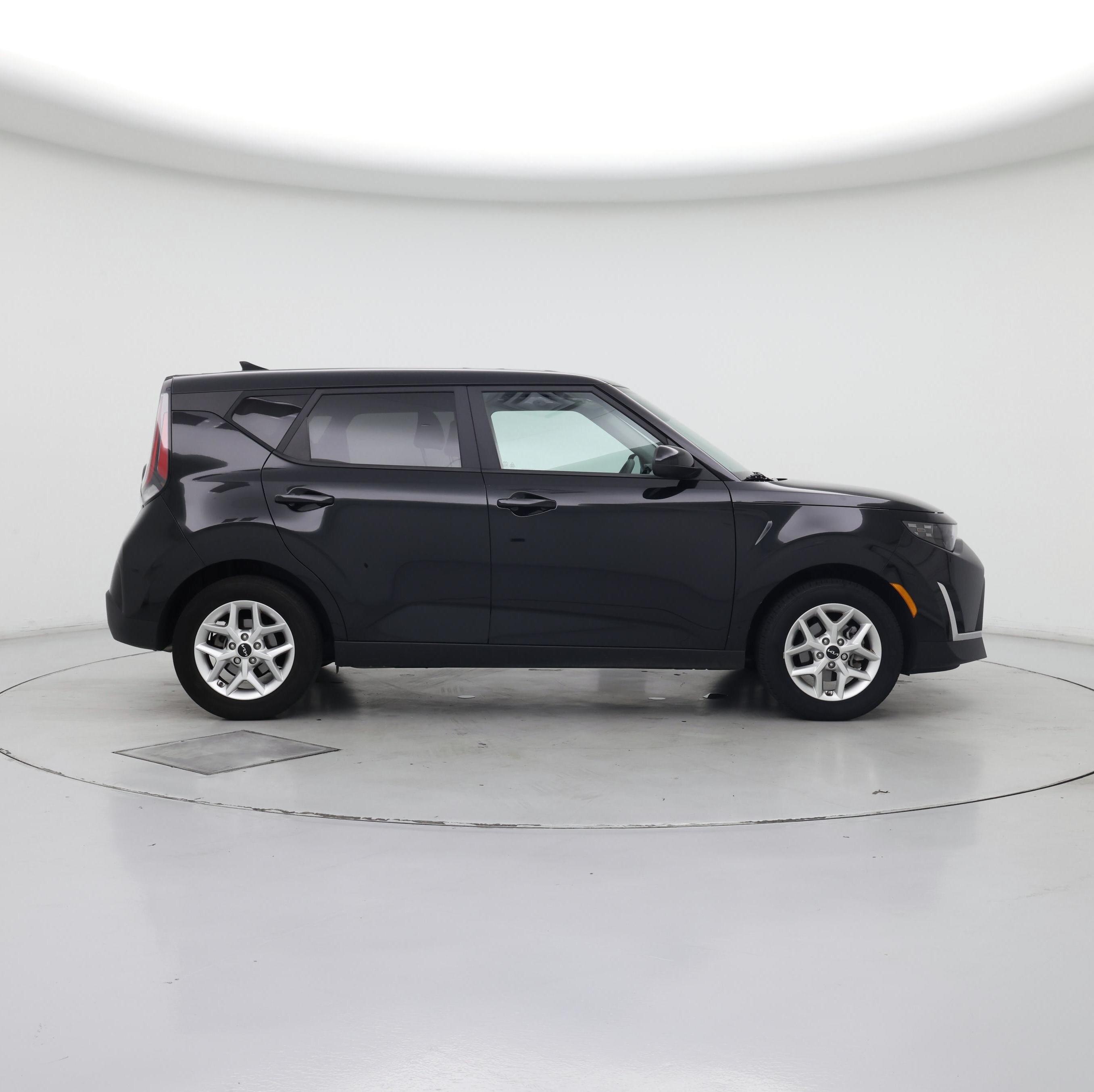 Thumbnail: 2023 Kia Soul - 7