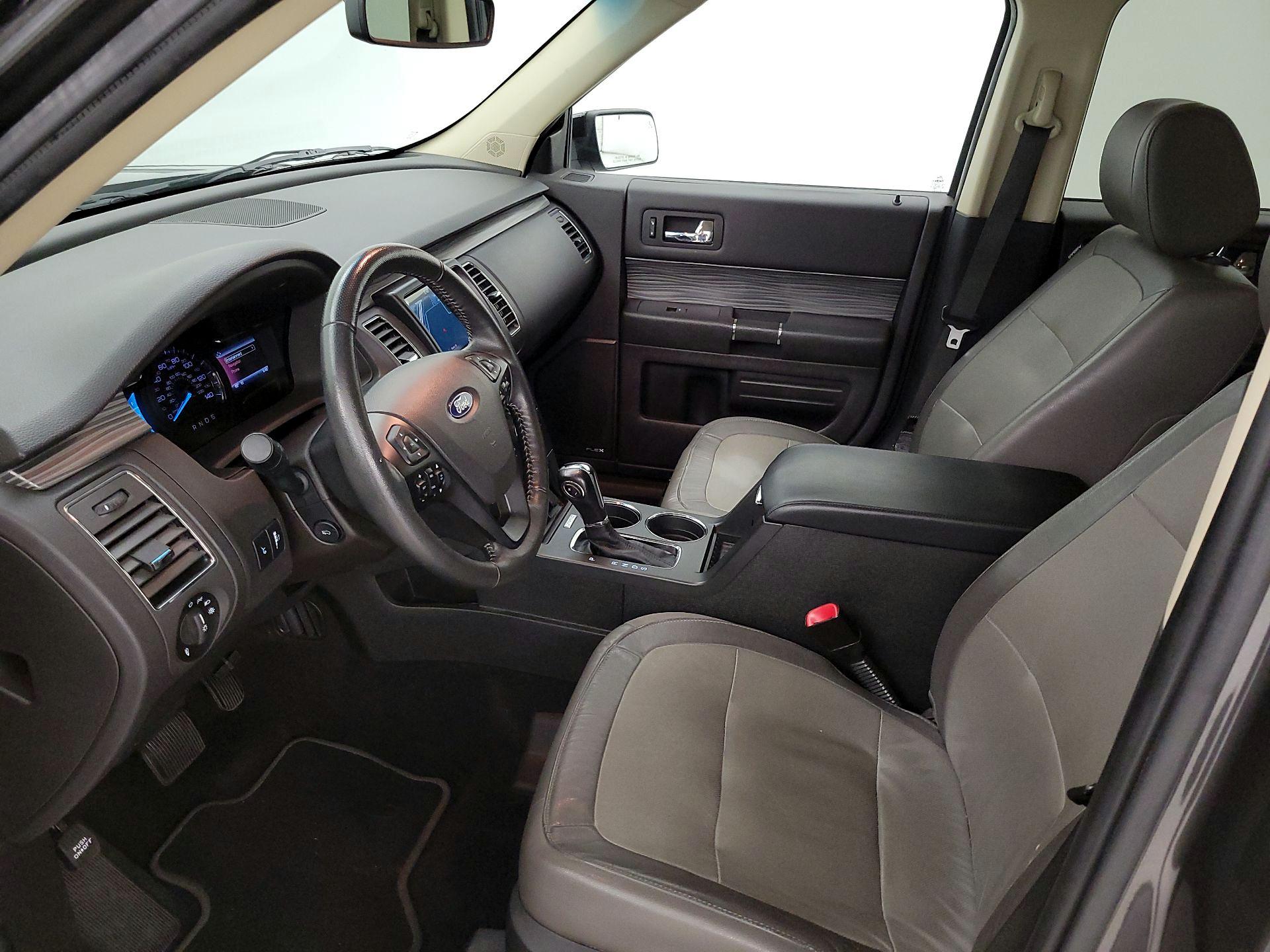 Thumbnail: 2019 Ford Flex - 11