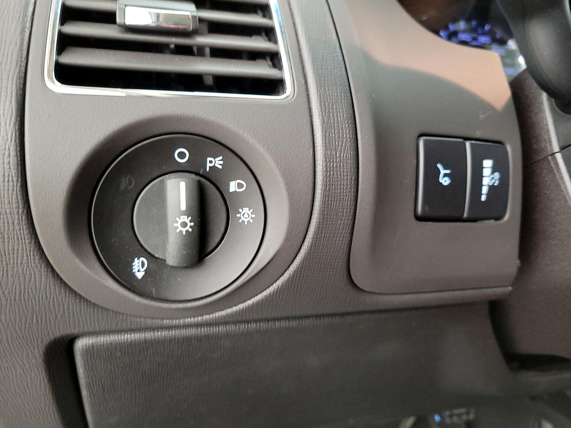 Thumbnail: 2019 Ford Flex - 13