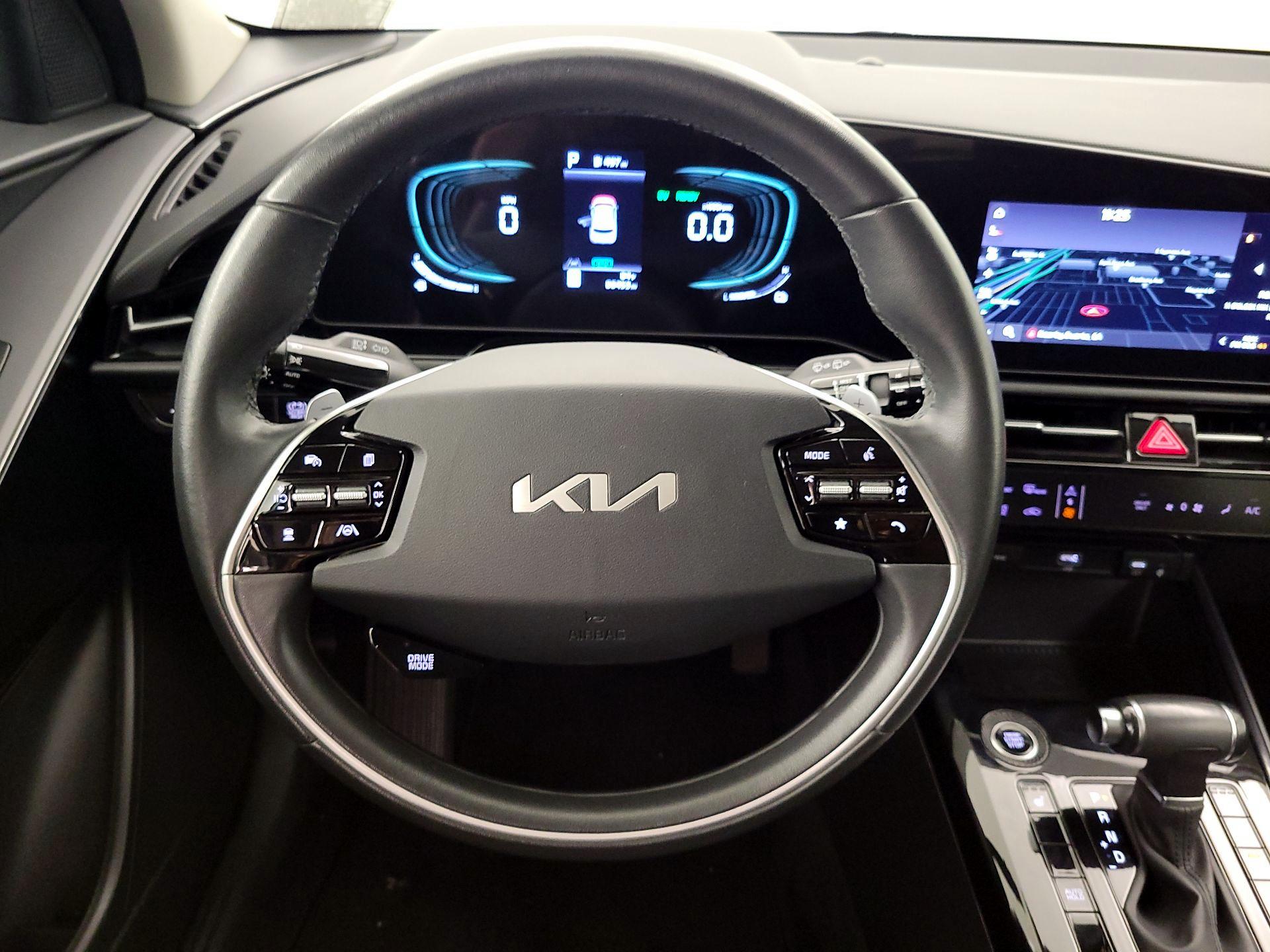 Thumbnail: 2023 Kia Niro - 10