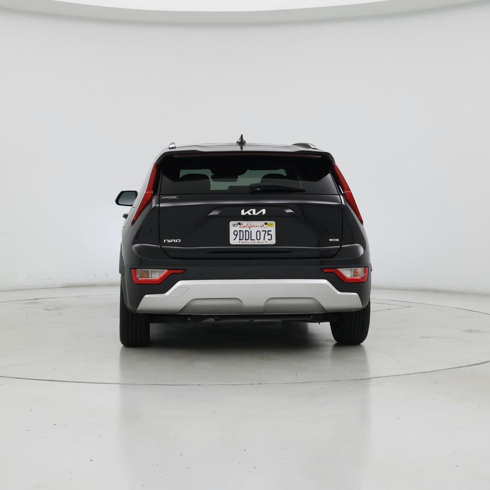 Thumbnail: 2023 Kia Niro - 6