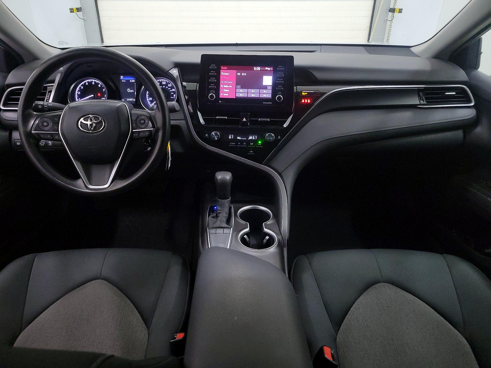 Thumbnail: 2022 Toyota Camry - 9