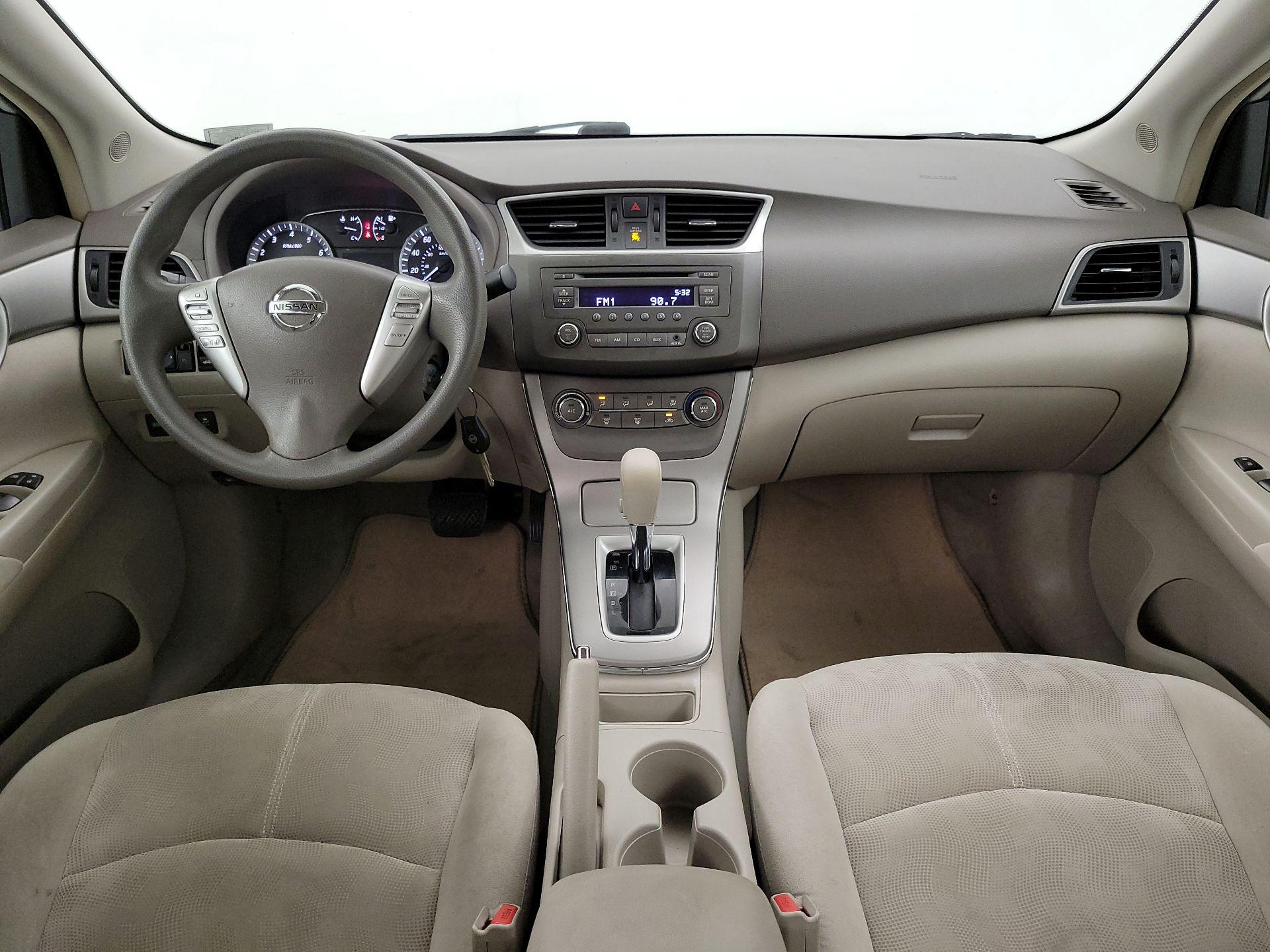 Thumbnail: 2013 Nissan Sentra - 9