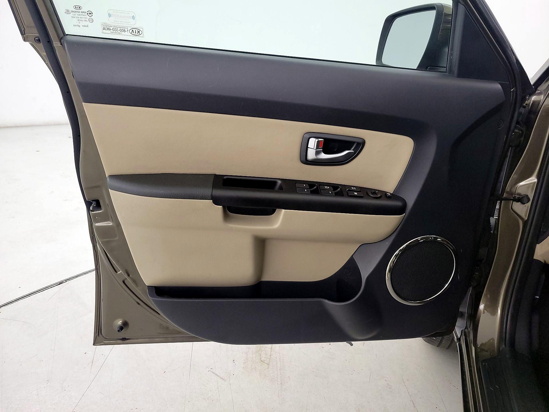 Thumbnail: 2013 Kia Soul - 12