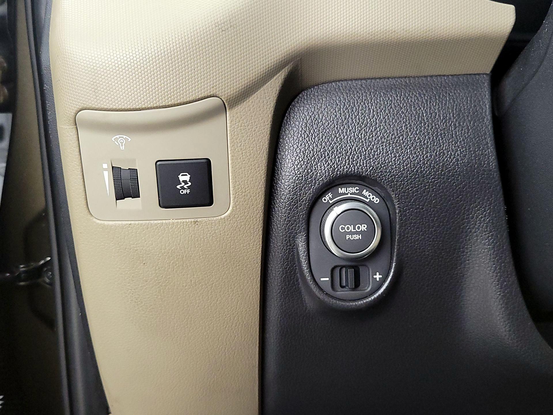 Thumbnail: 2013 Kia Soul - 13