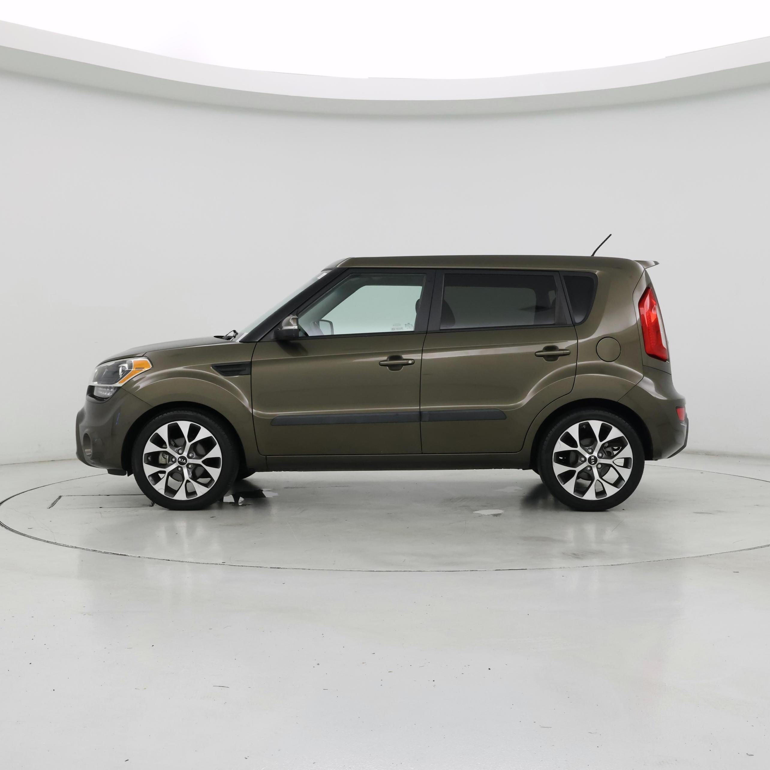 Thumbnail: 2013 Kia Soul - 3