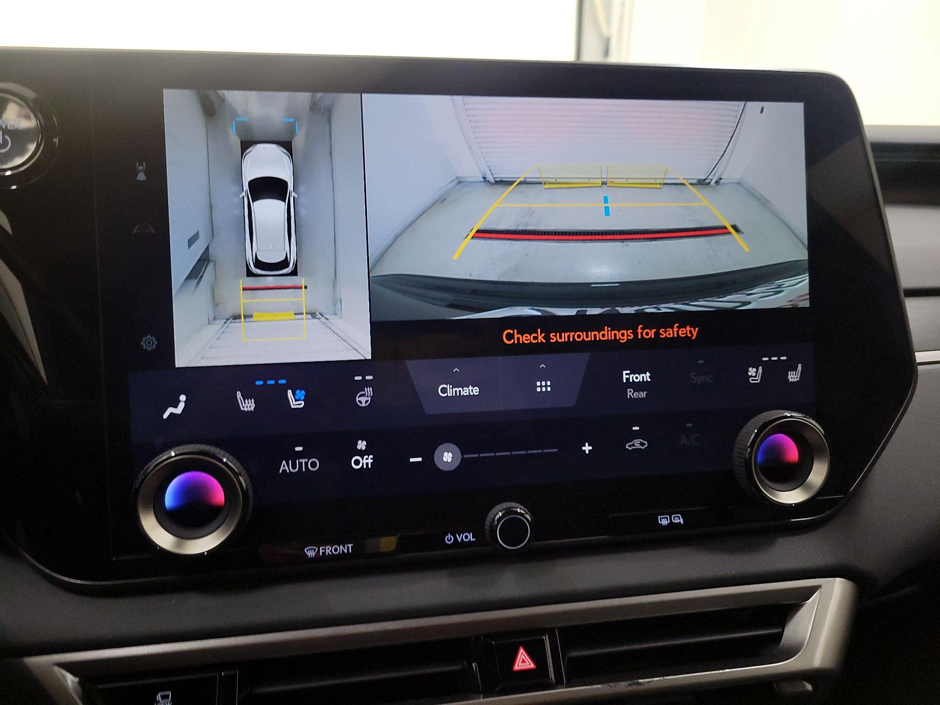 Thumbnail: 2024 Lexus RX - 14