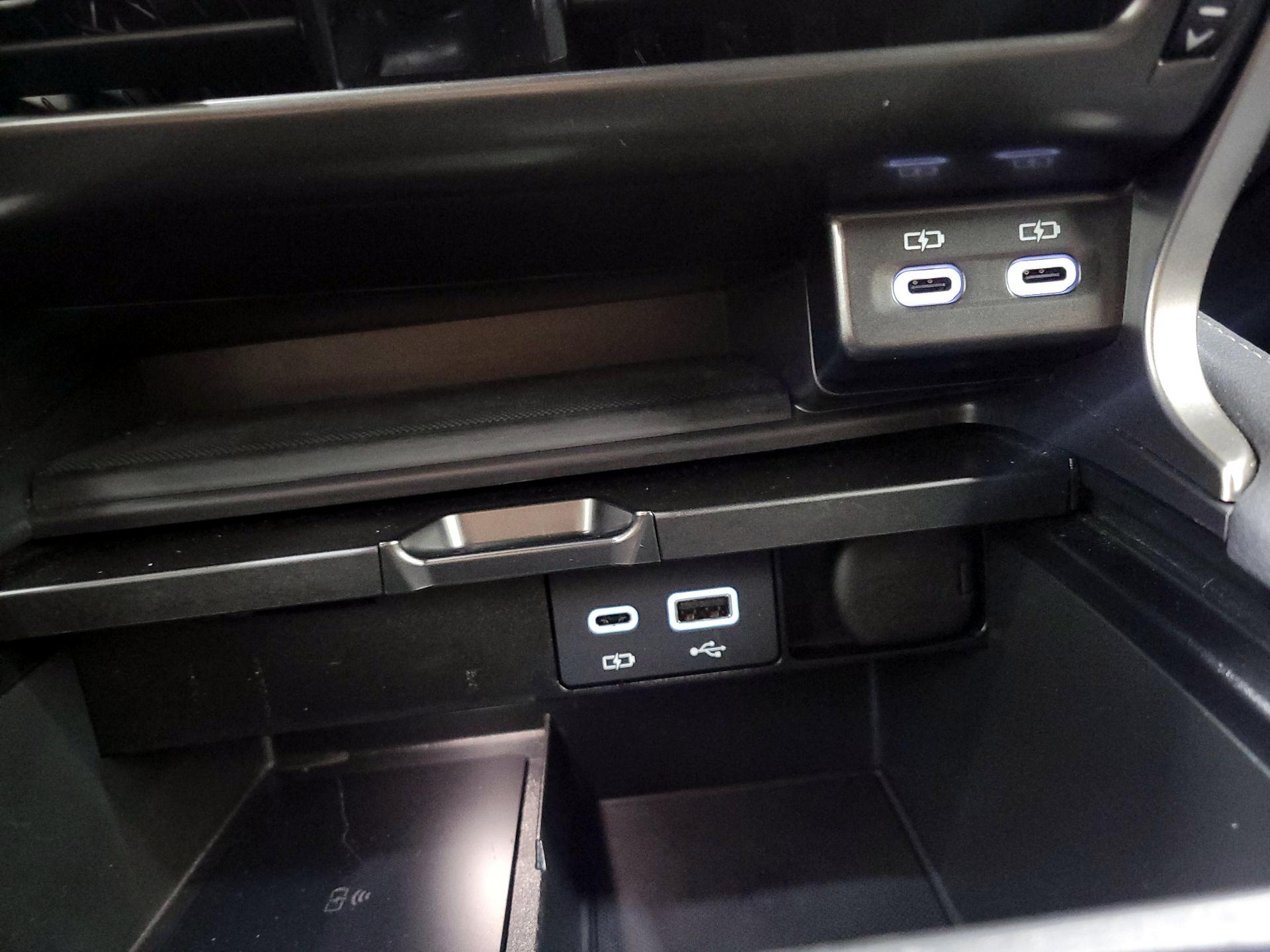 Thumbnail: 2024 Lexus RX - 18