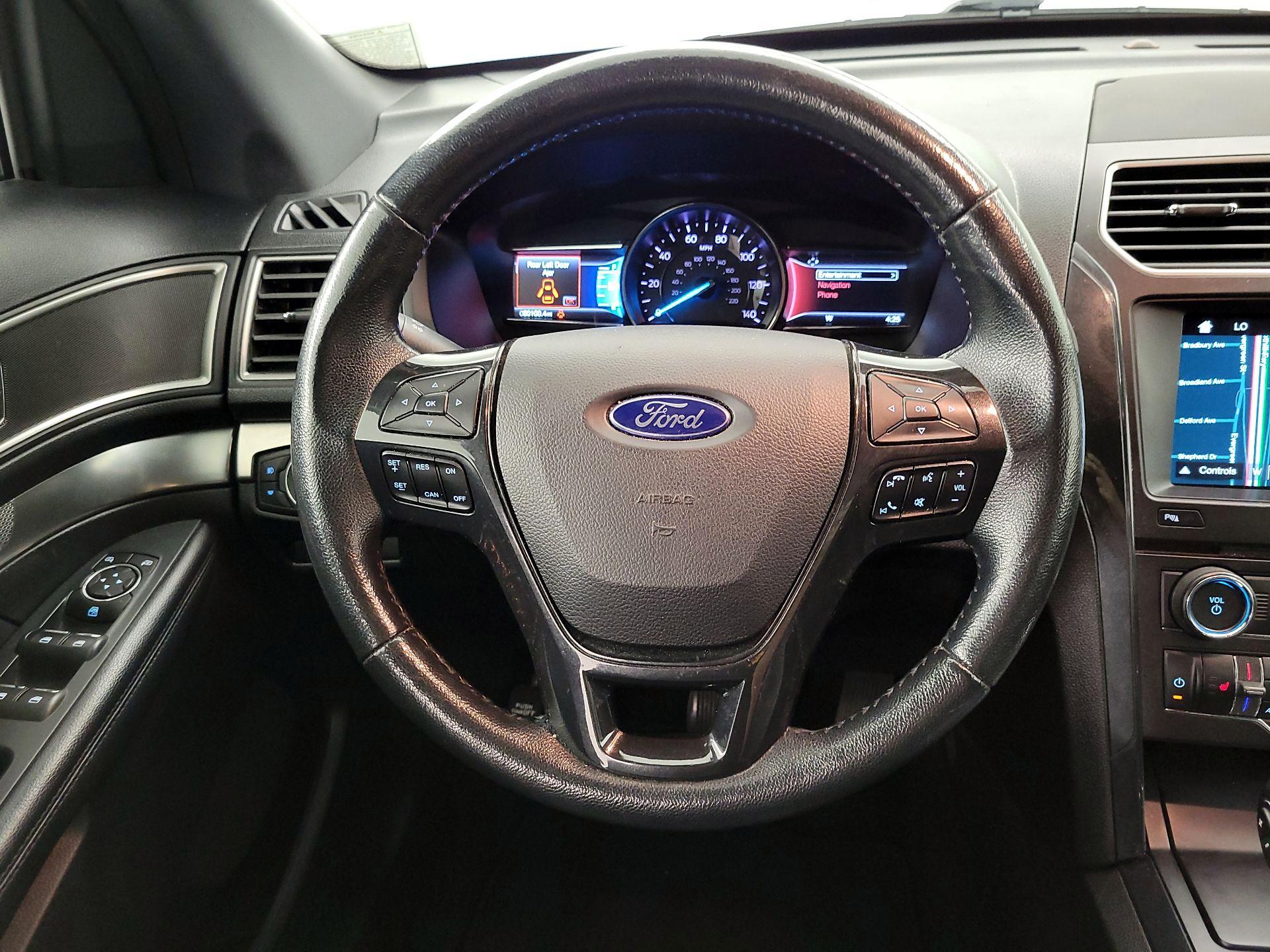 Thumbnail: 2018 Ford Explorer - 10