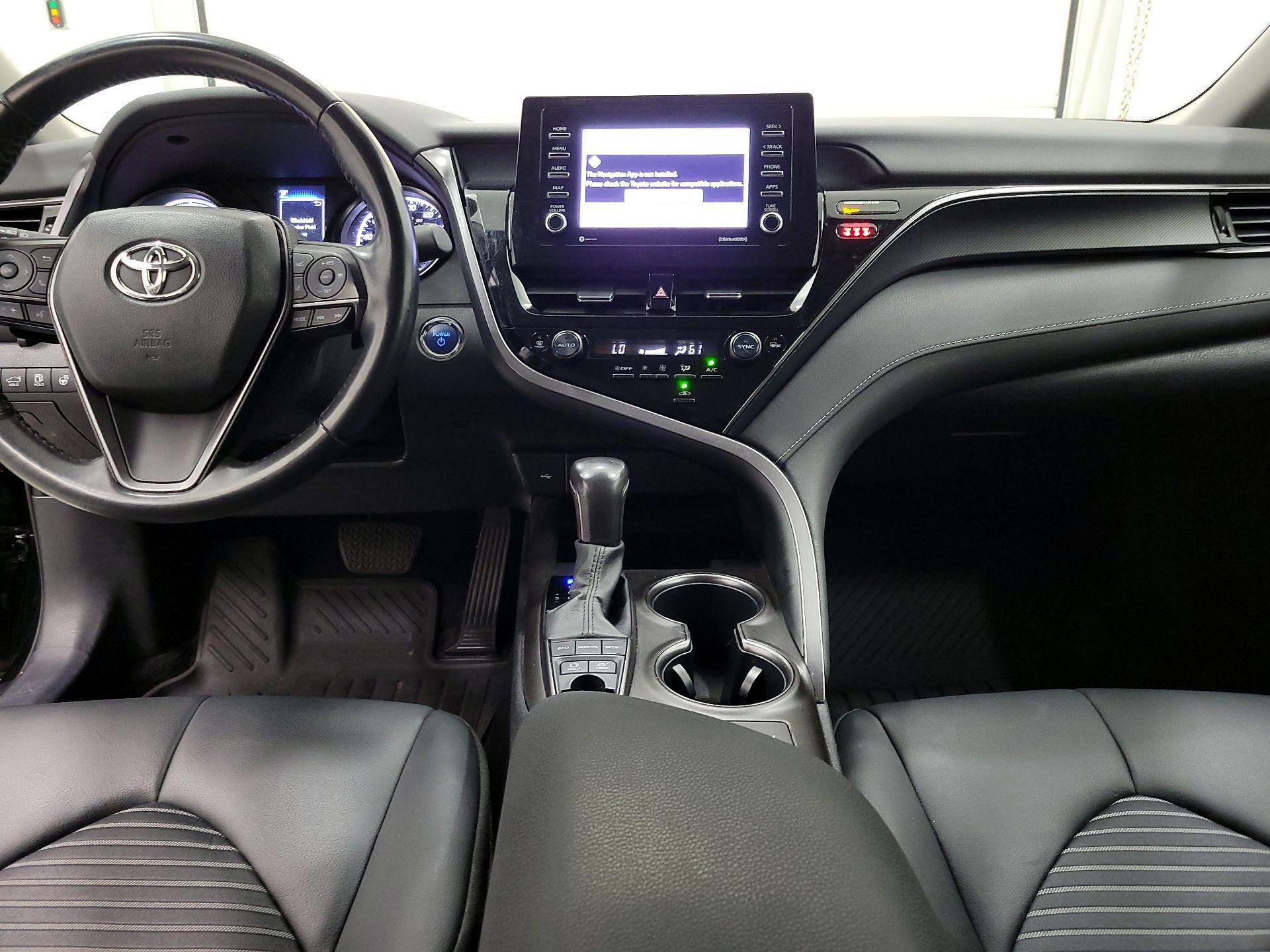 Thumbnail: 2024 Toyota Camry - 9