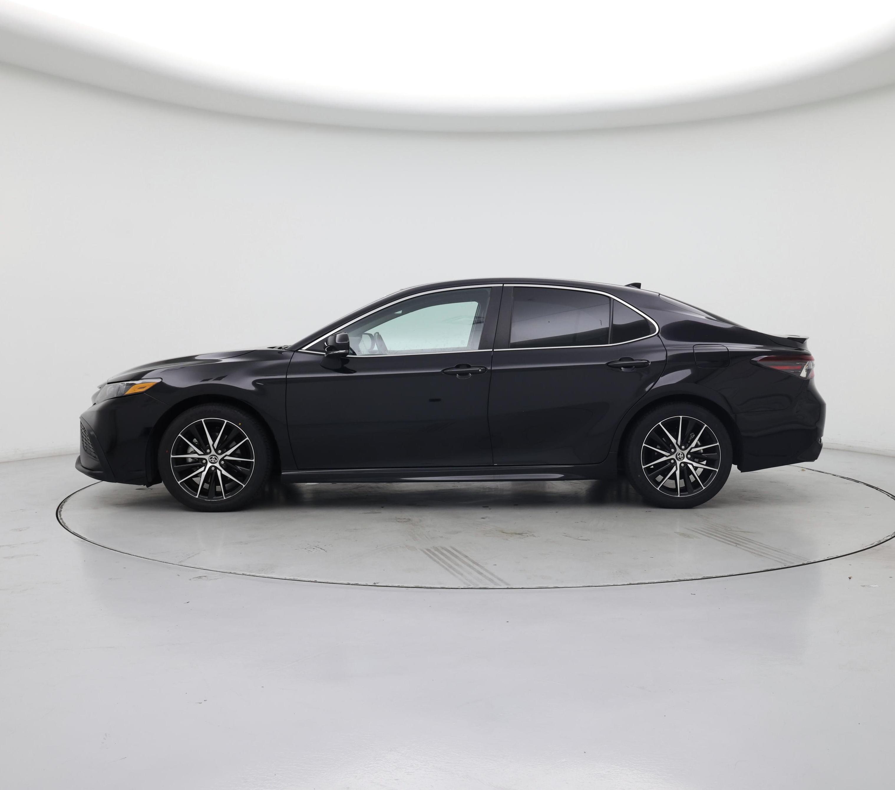 Thumbnail: 2024 Toyota Camry - 3