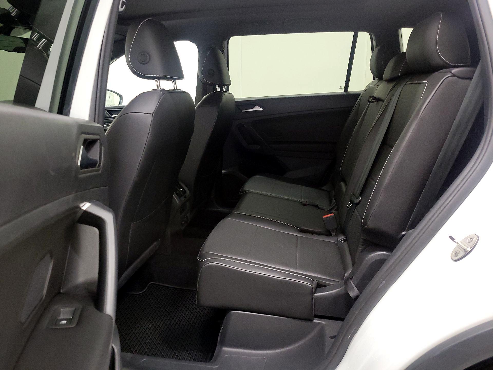 Thumbnail: 2021 Volkswagen Tiguan - 20