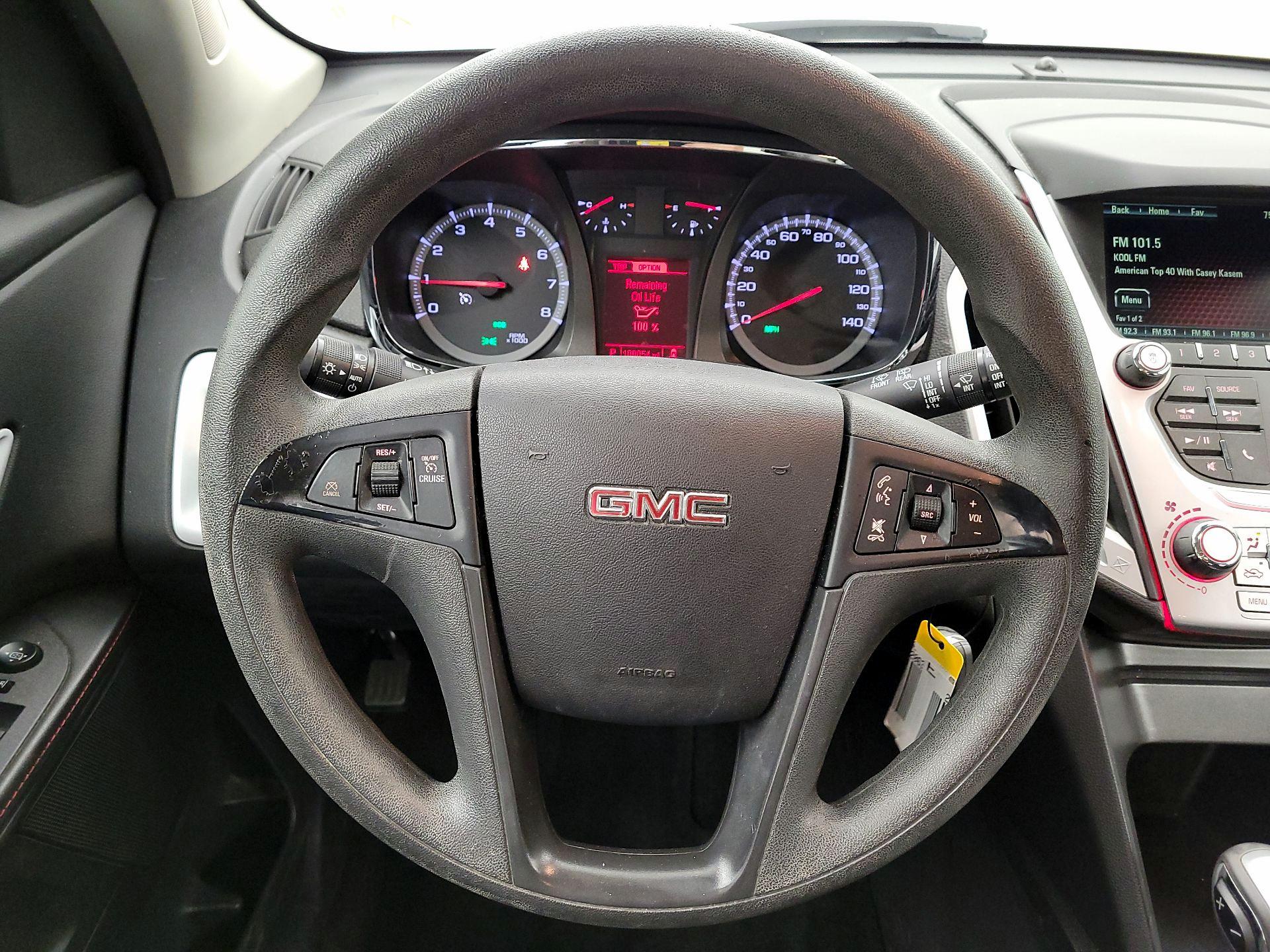 Thumbnail: 2015 GMC Terrain - 10