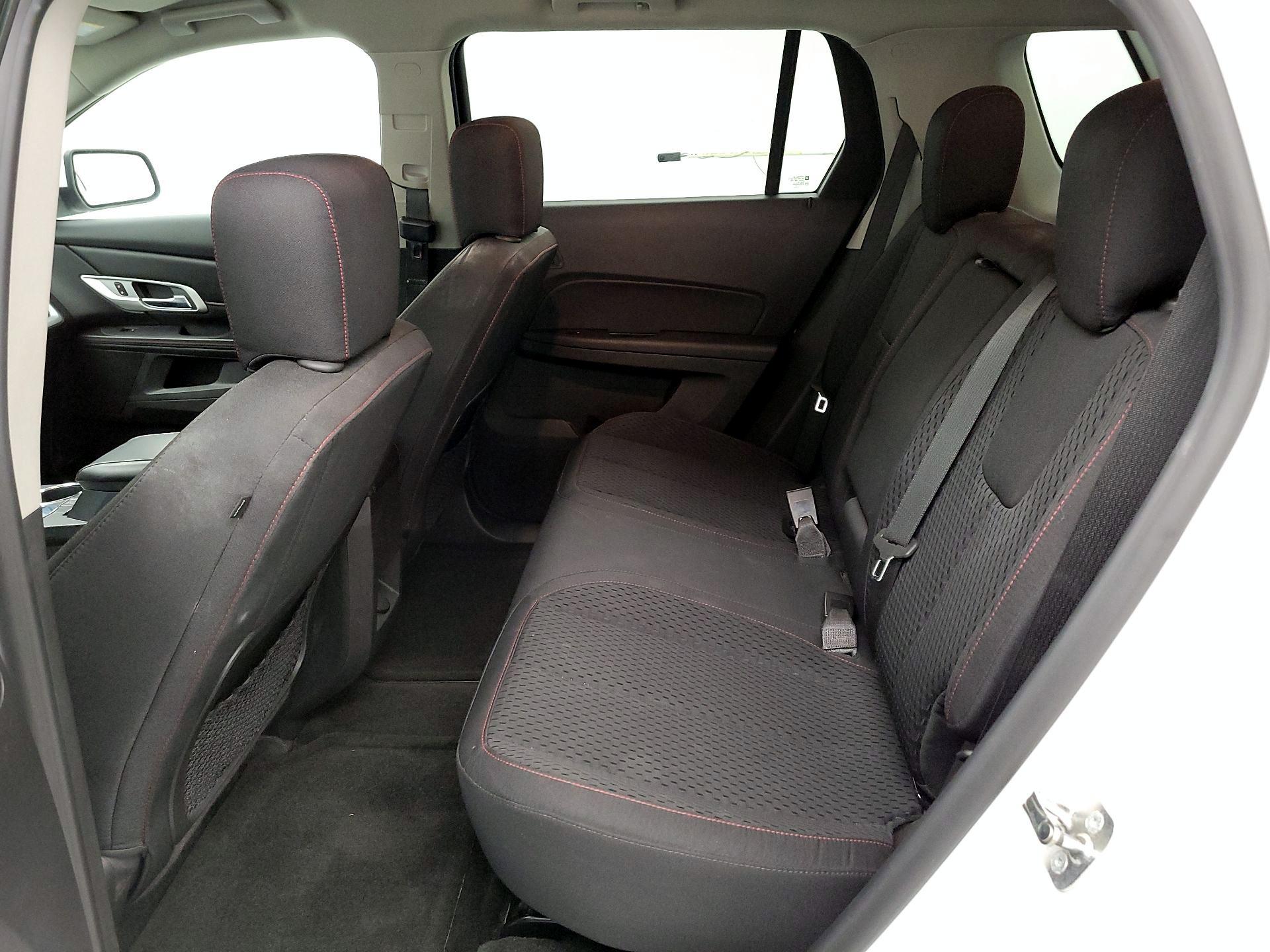 Thumbnail: 2015 GMC Terrain - 18
