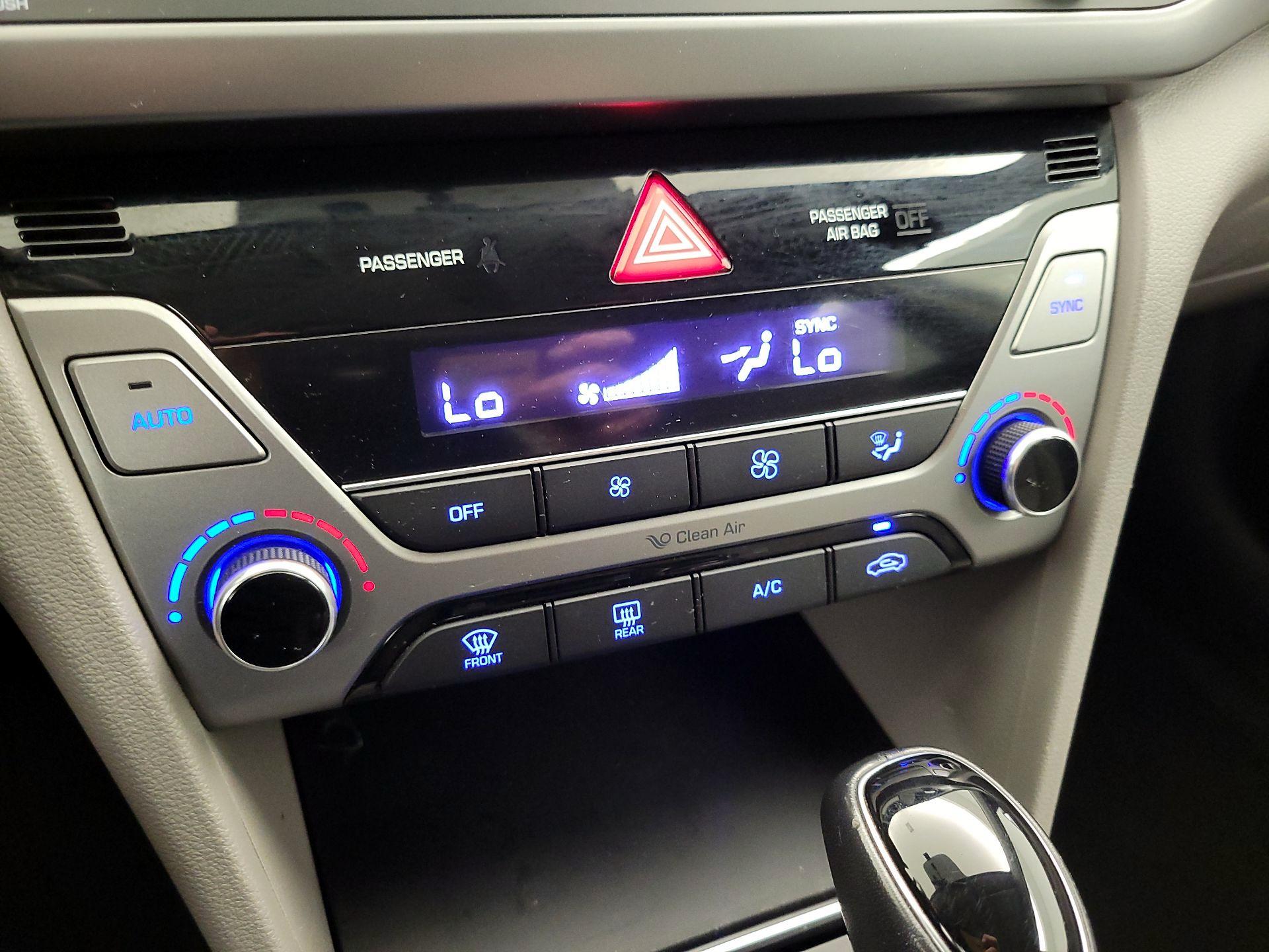 Thumbnail: 2017 Hyundai Elantra - 16