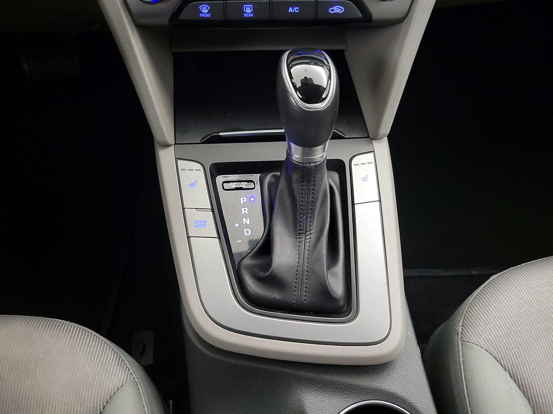Thumbnail: 2017 Hyundai Elantra - 17
