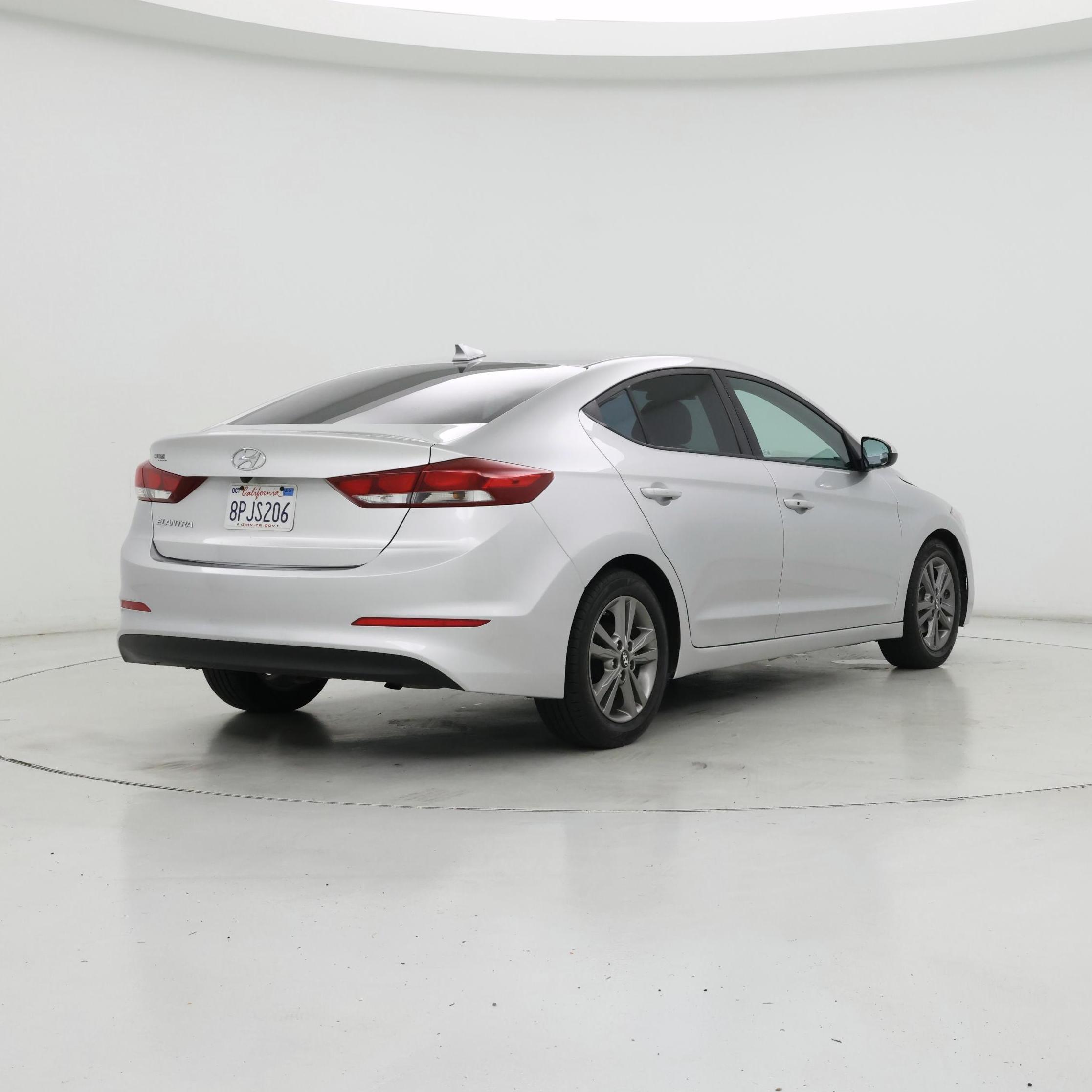 Thumbnail: 2017 Hyundai Elantra - 8