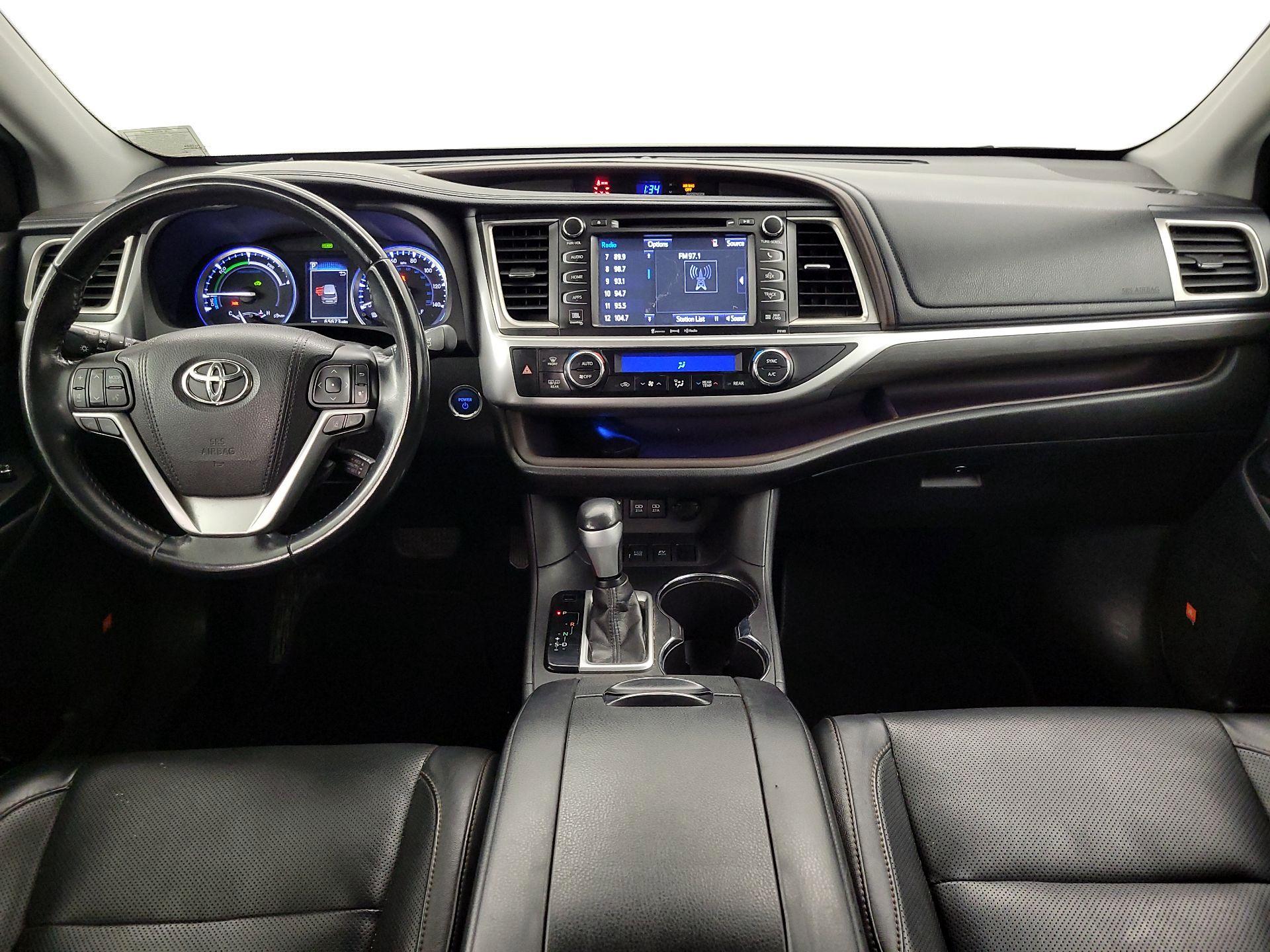 Thumbnail: 2017 Toyota Highlander - 9