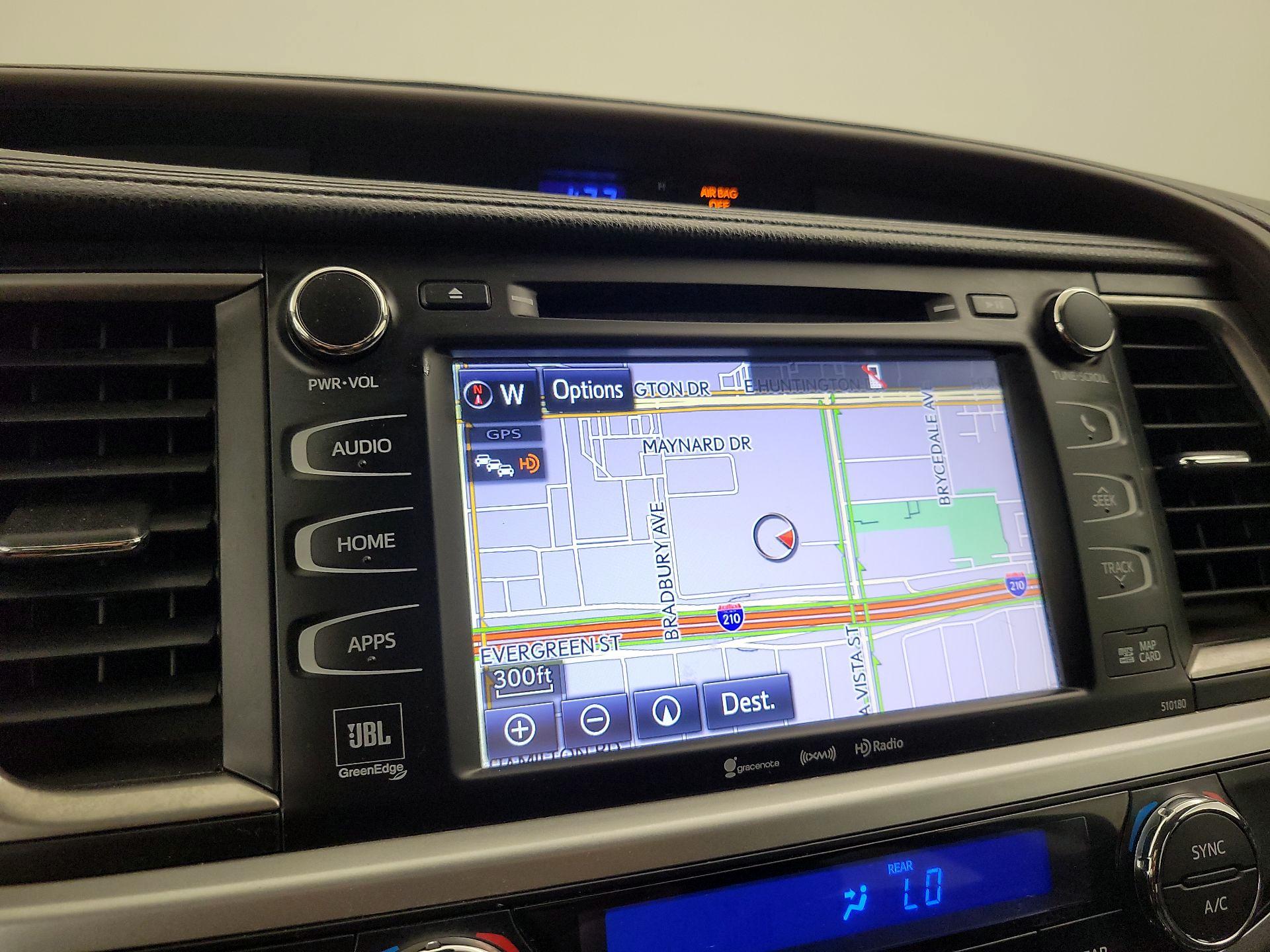 Thumbnail: 2017 Toyota Highlander - 14