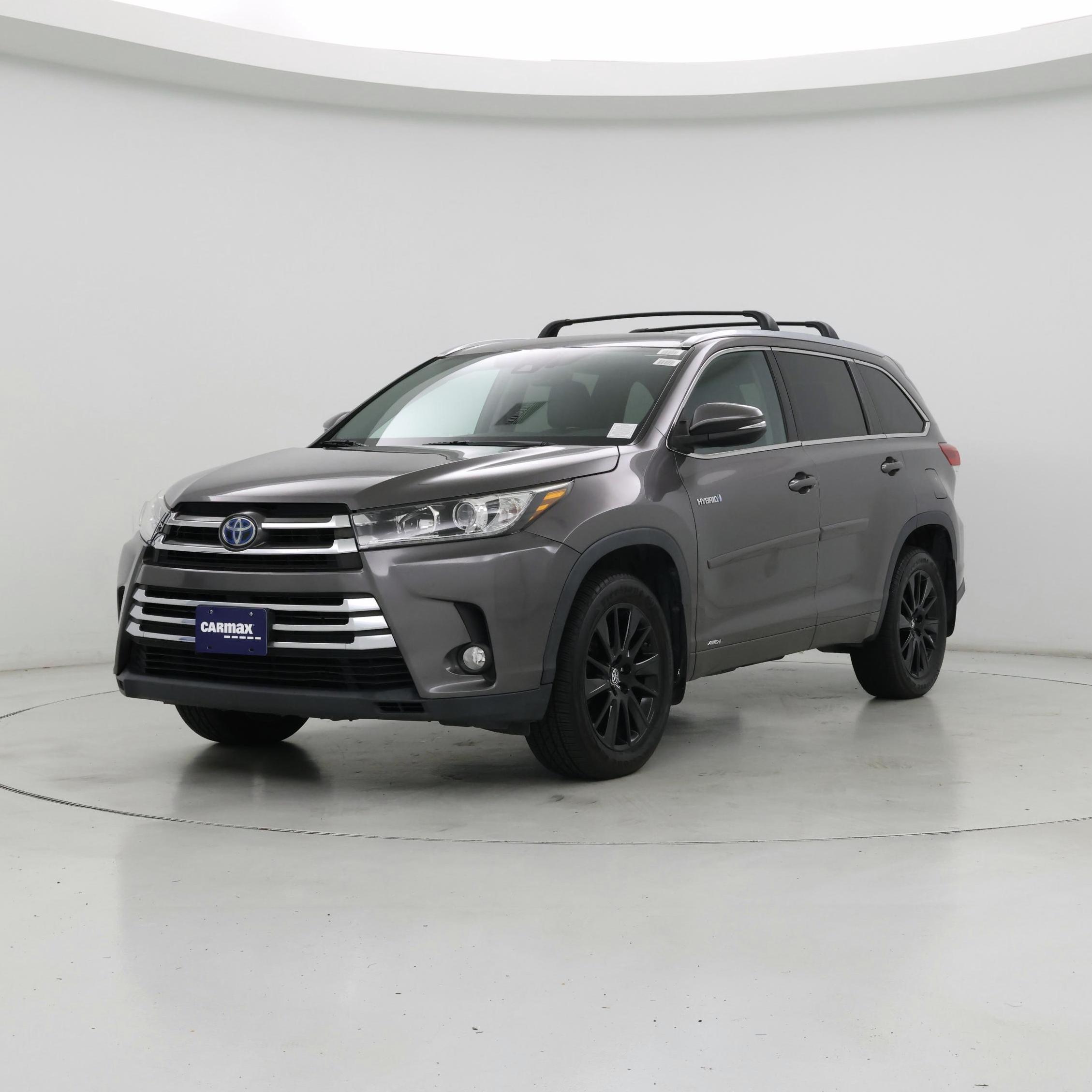 Thumbnail: 2017 Toyota Highlander - 4