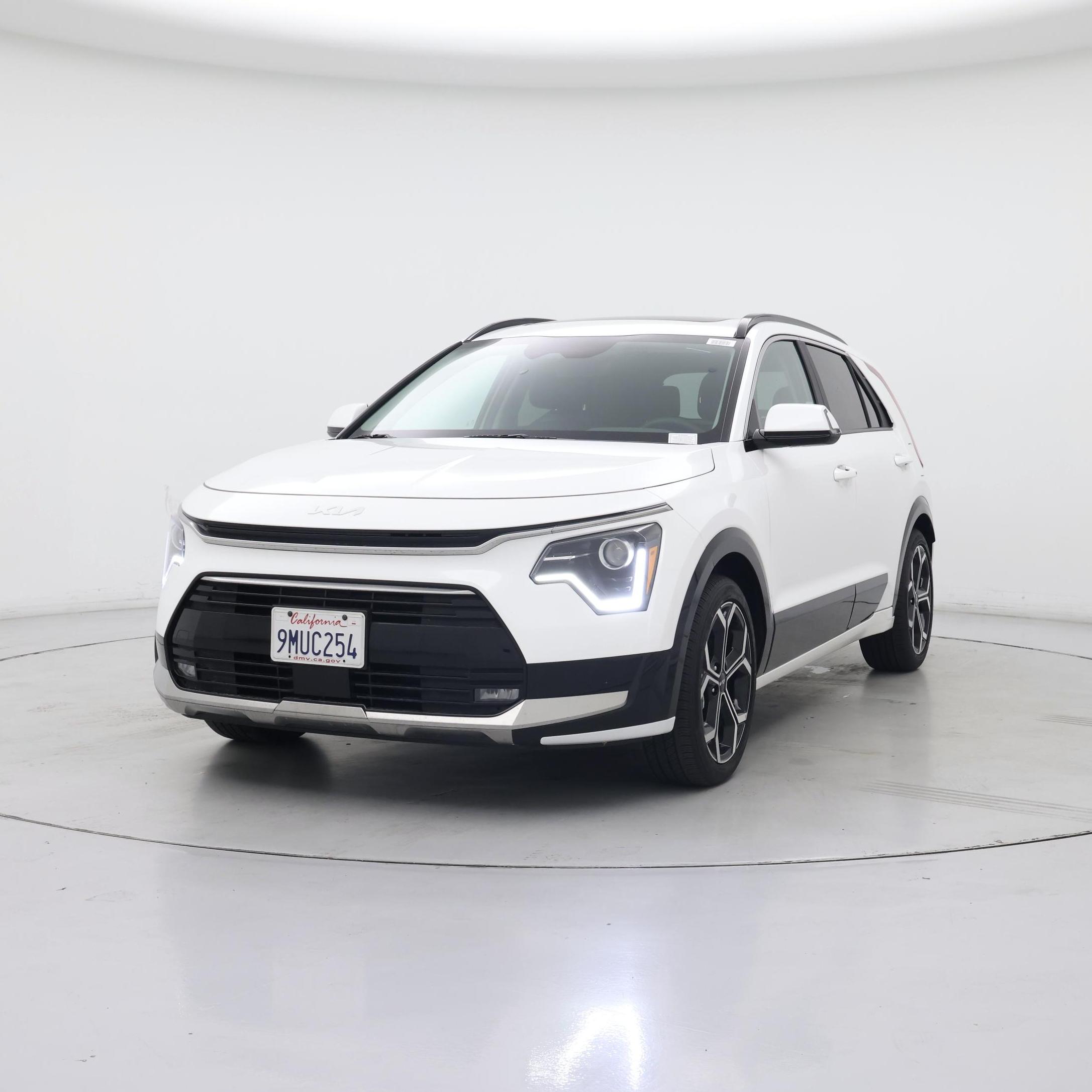 Thumbnail: 2024 Kia Niro - 4