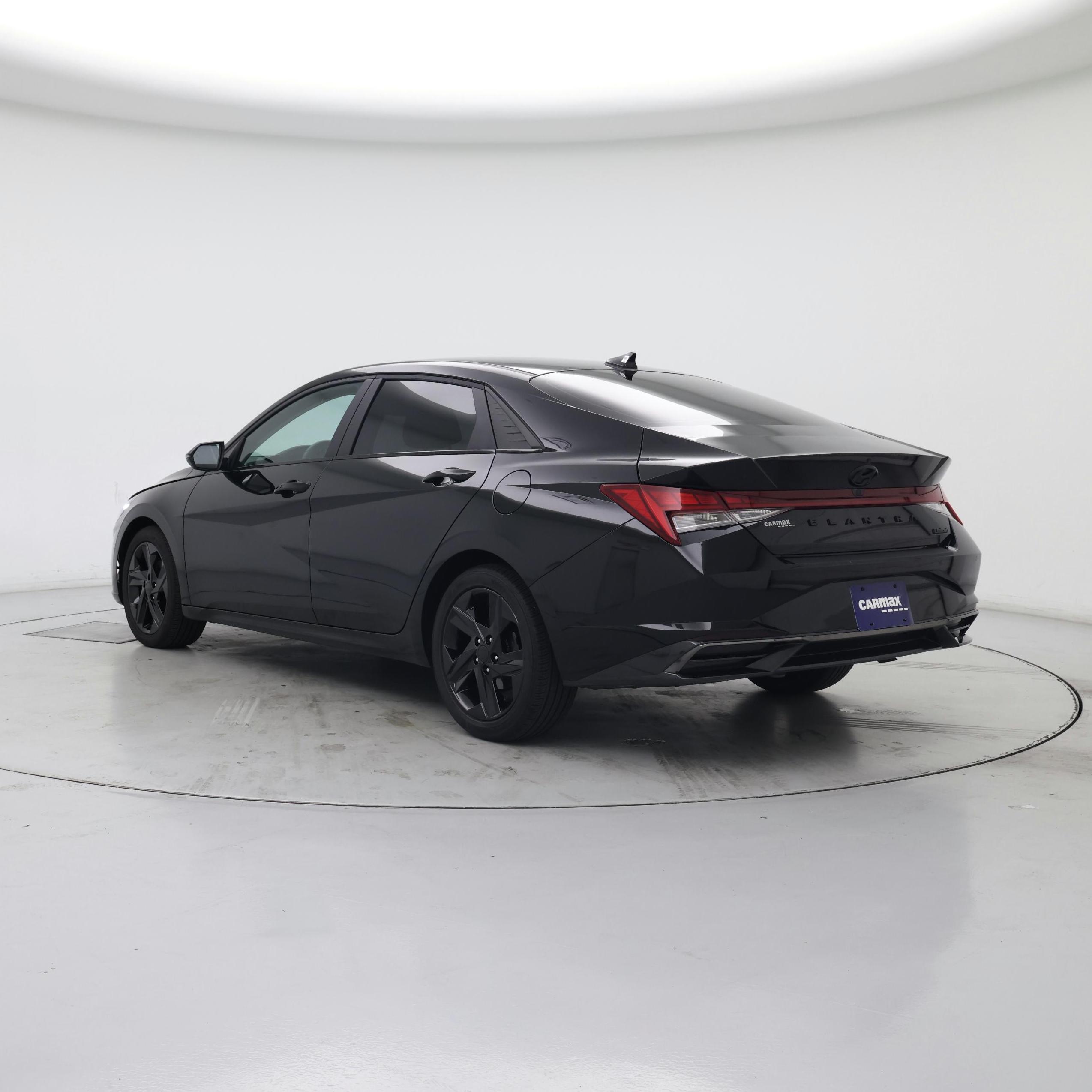 Thumbnail: 2023 Hyundai Elantra - 2