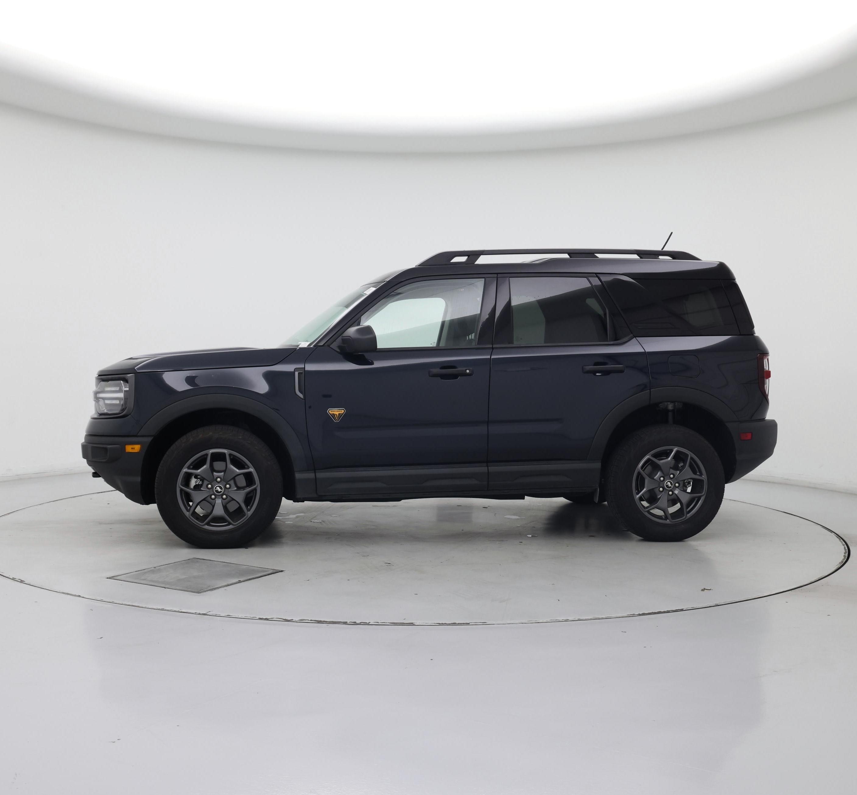 Thumbnail: 2022 Ford Bronco Sport - 3