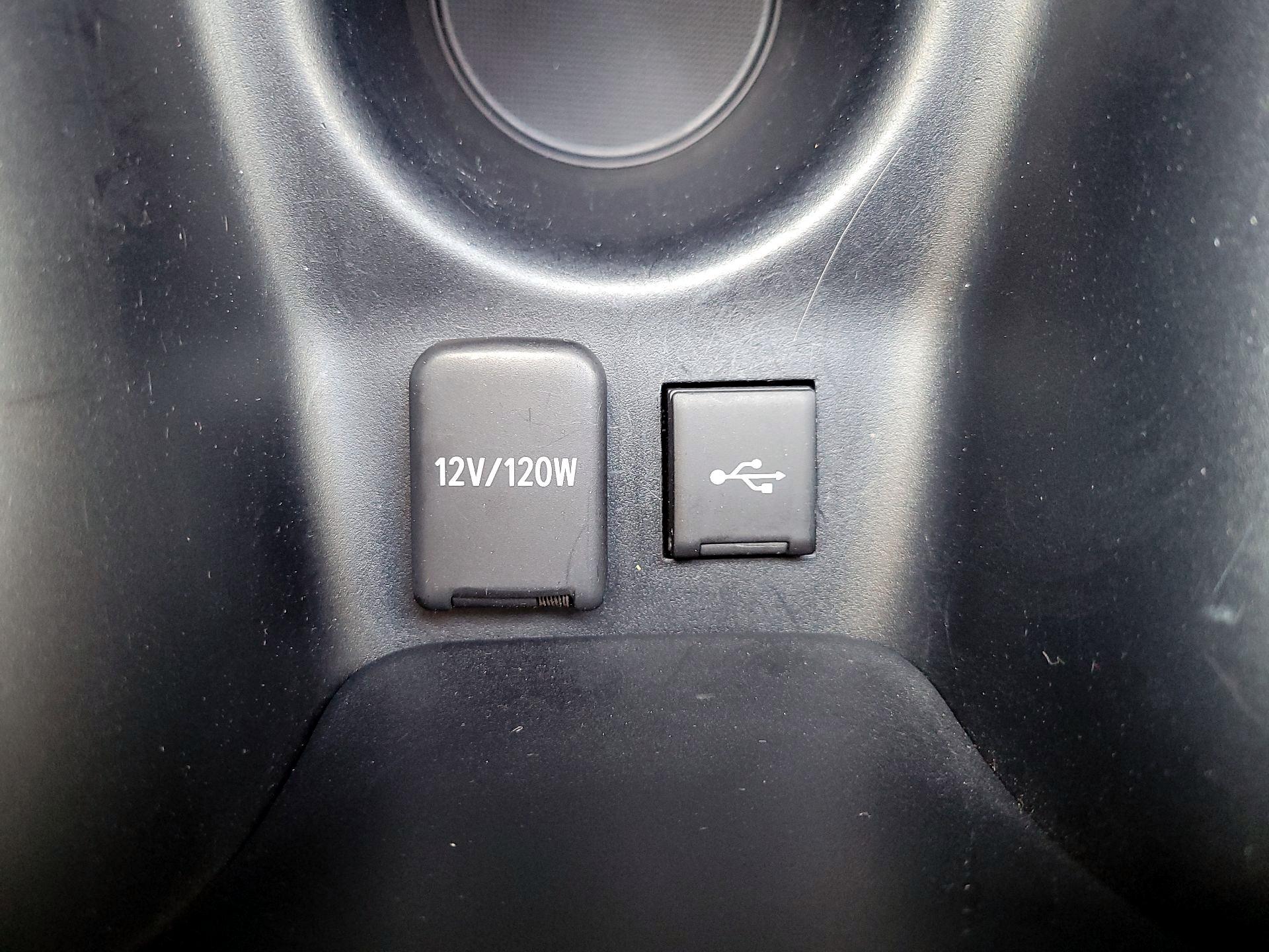 Thumbnail: 2021 Toyota Prius - 18