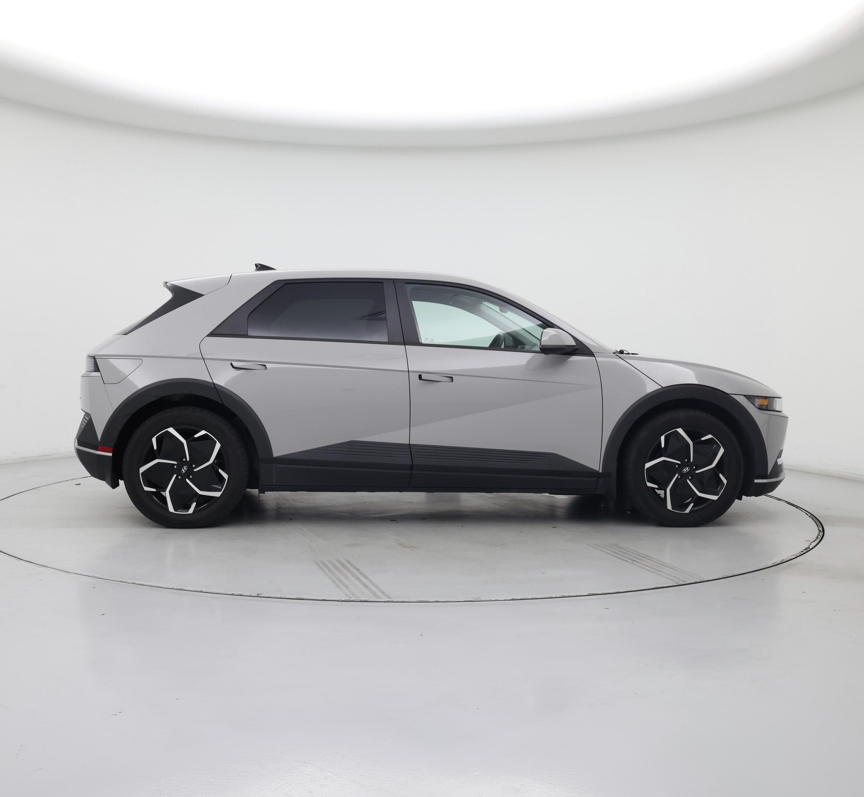 Thumbnail: 2023 Hyundai Ioniq 5 - 7