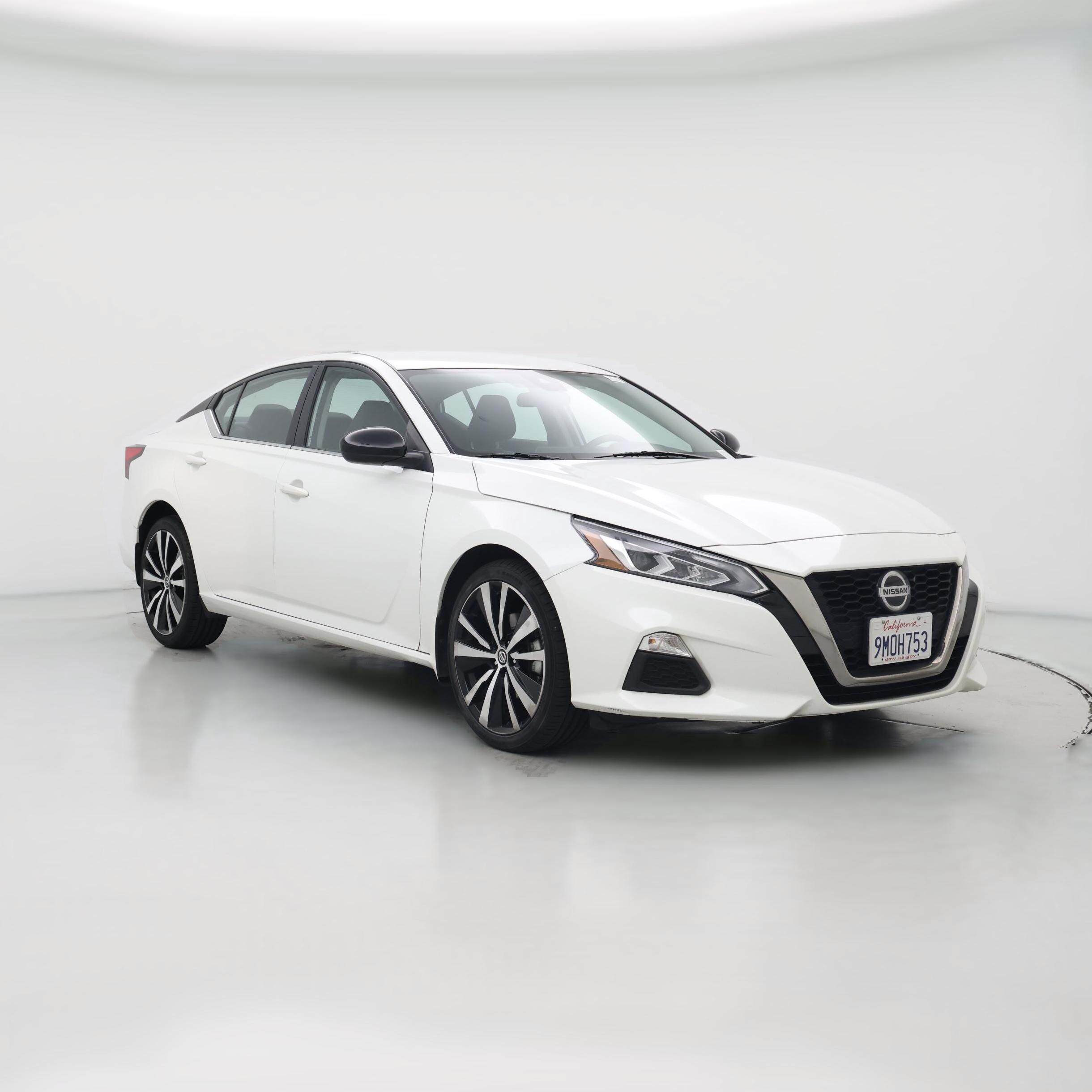 Thumbnail: 2022 Nissan Altima - 1