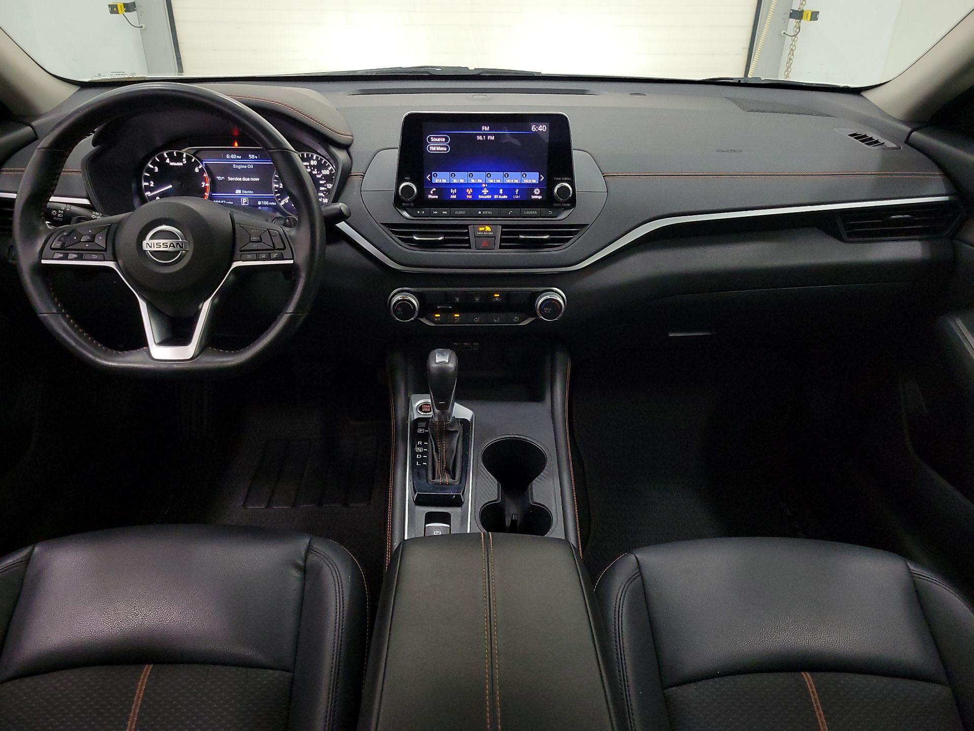Thumbnail: 2022 Nissan Altima - 9