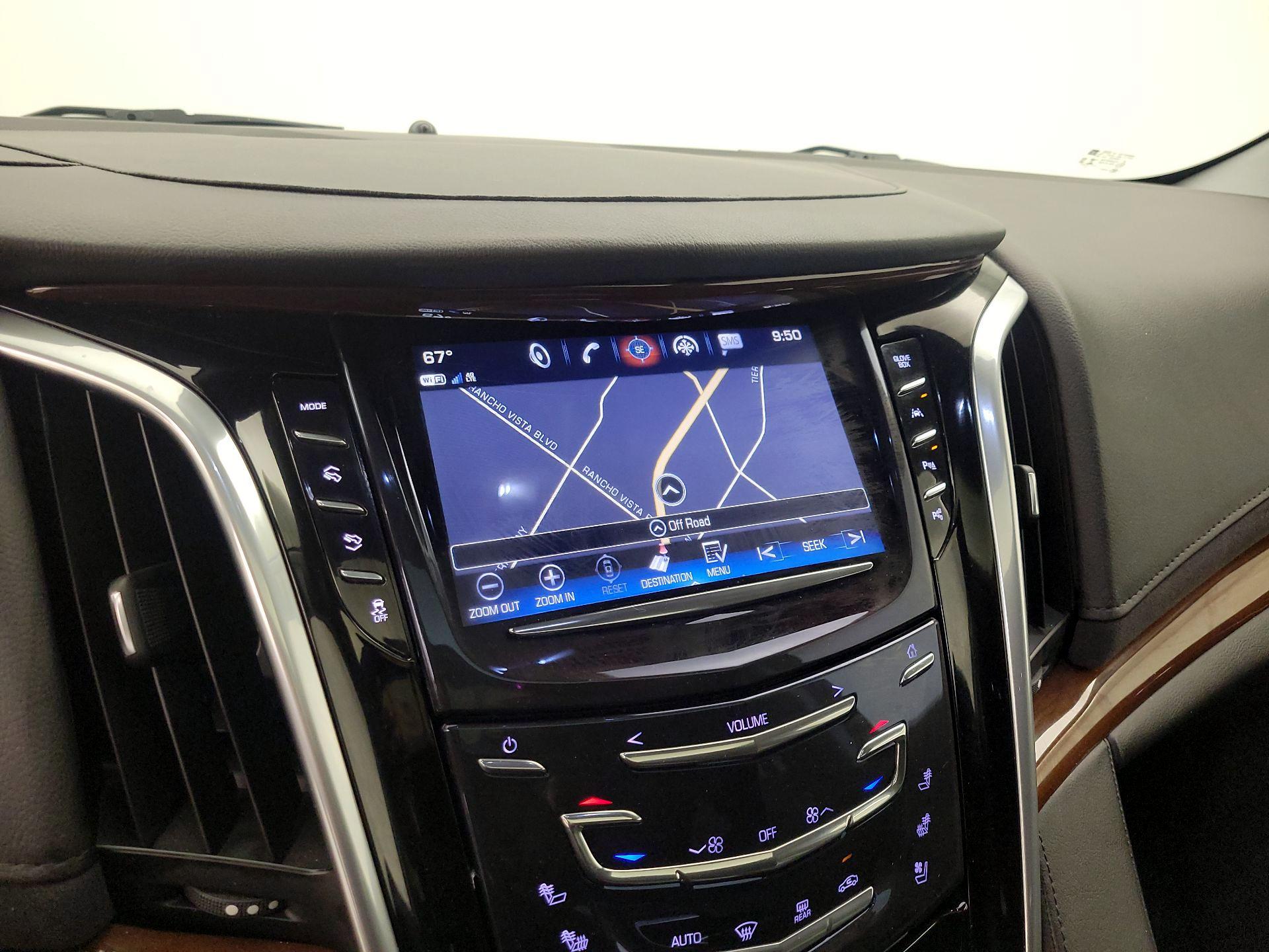 Thumbnail: 2020 Cadillac Escalade - 14