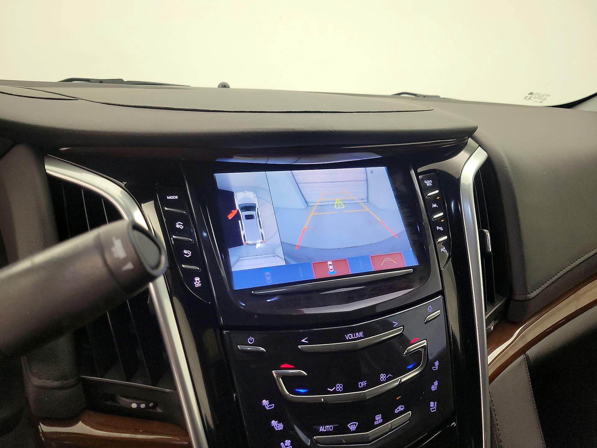 Thumbnail: 2020 Cadillac Escalade - 15