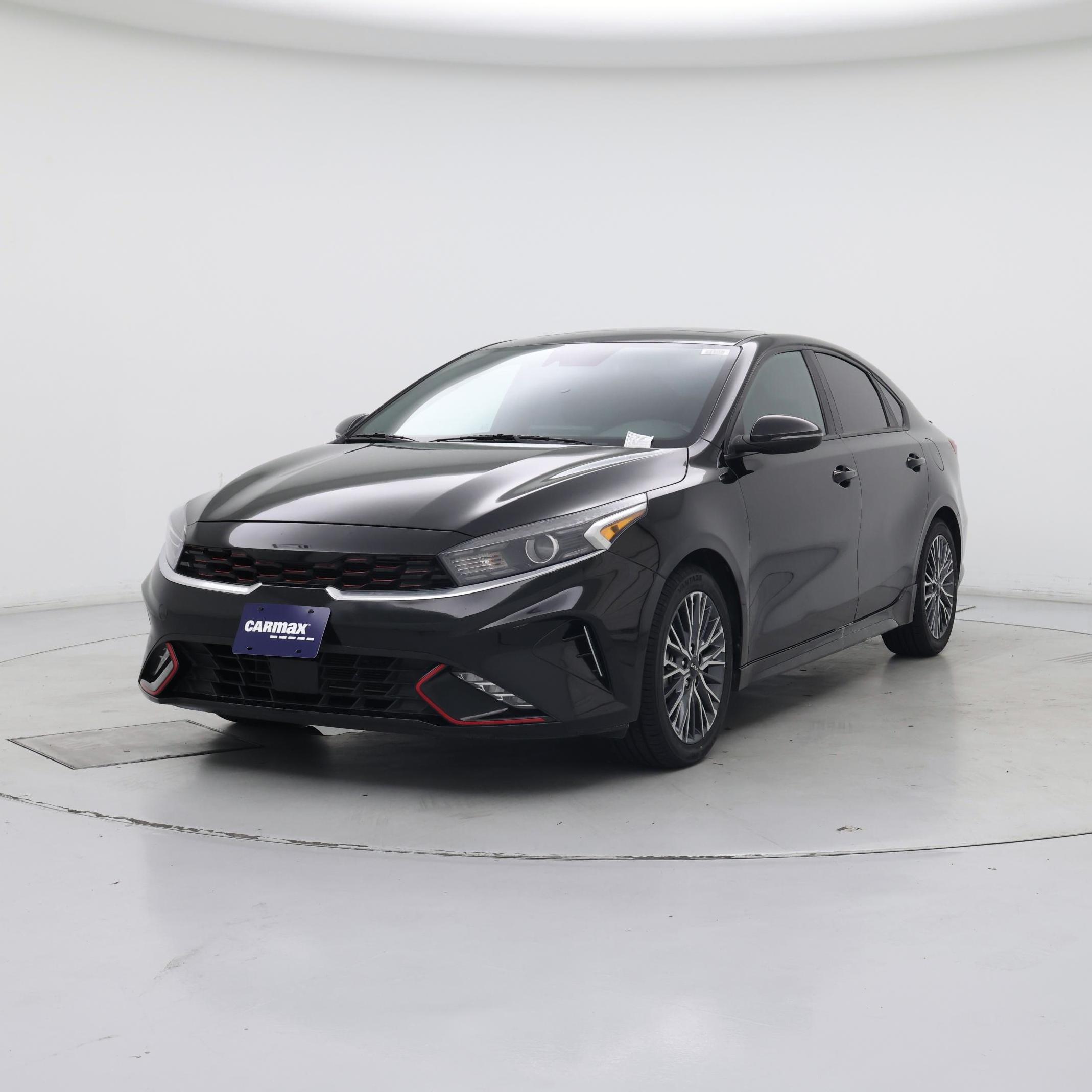 Thumbnail: 2023 Kia Forte - 4