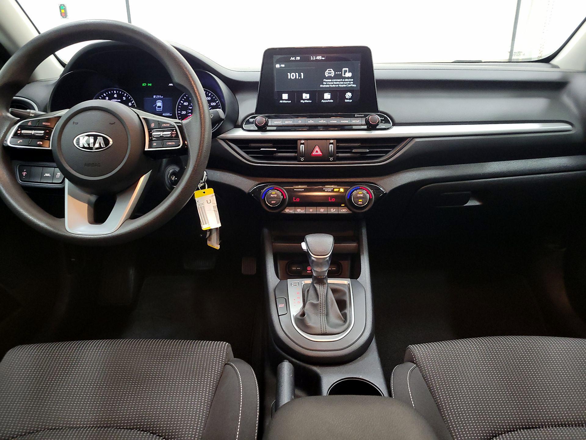 Thumbnail: 2019 Kia Forte - 9