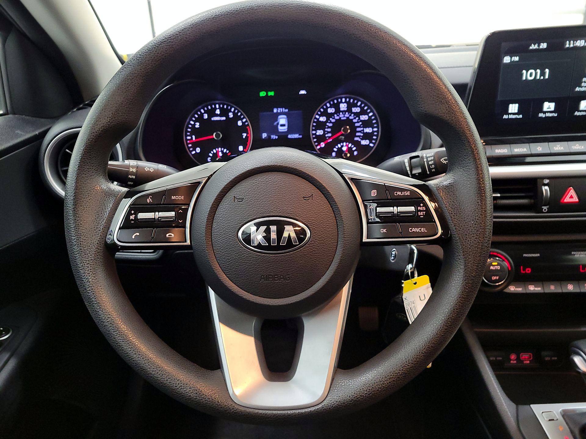 Thumbnail: 2019 Kia Forte - 10