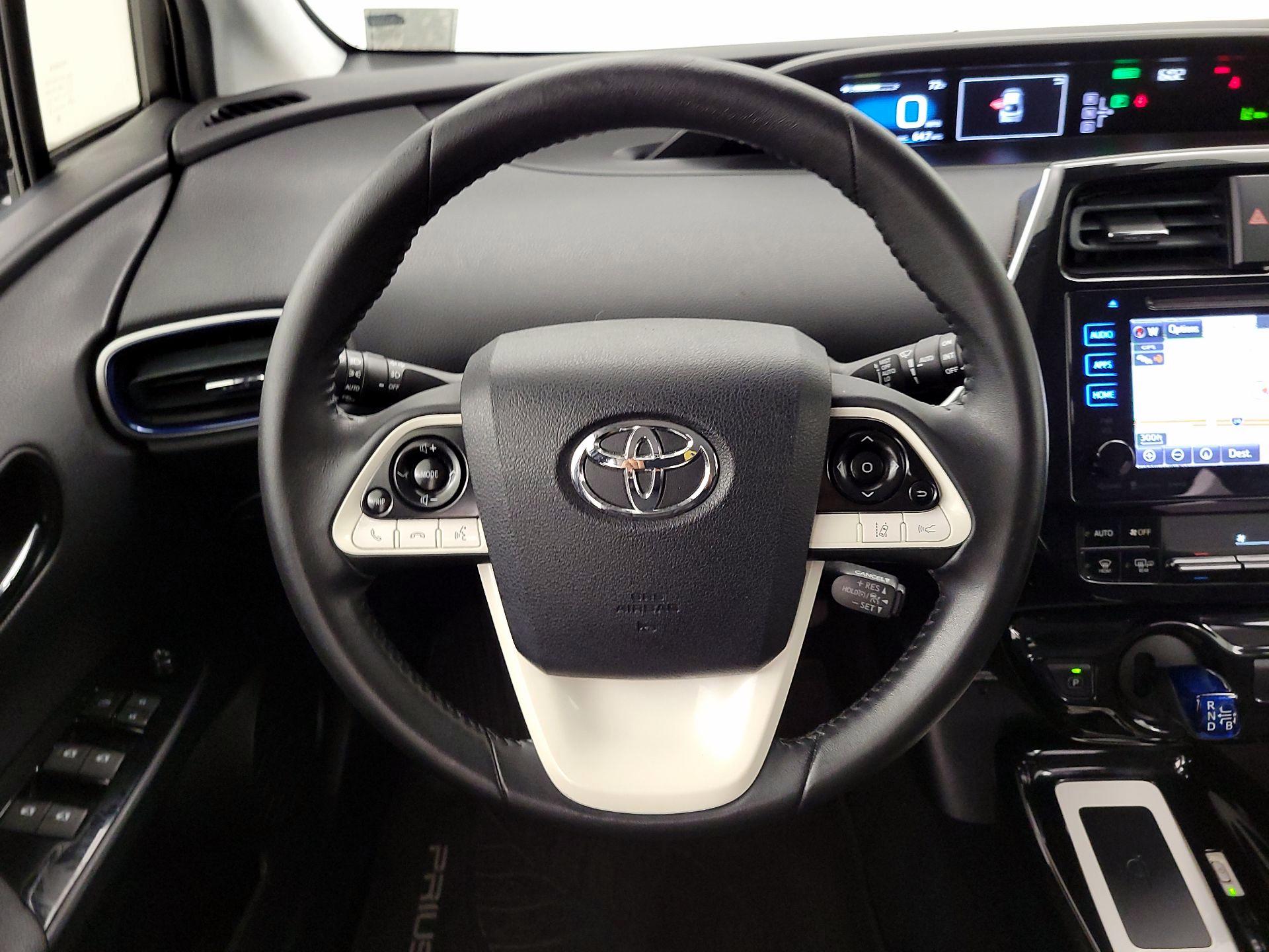 Thumbnail: 2017 Toyota Prius - 10