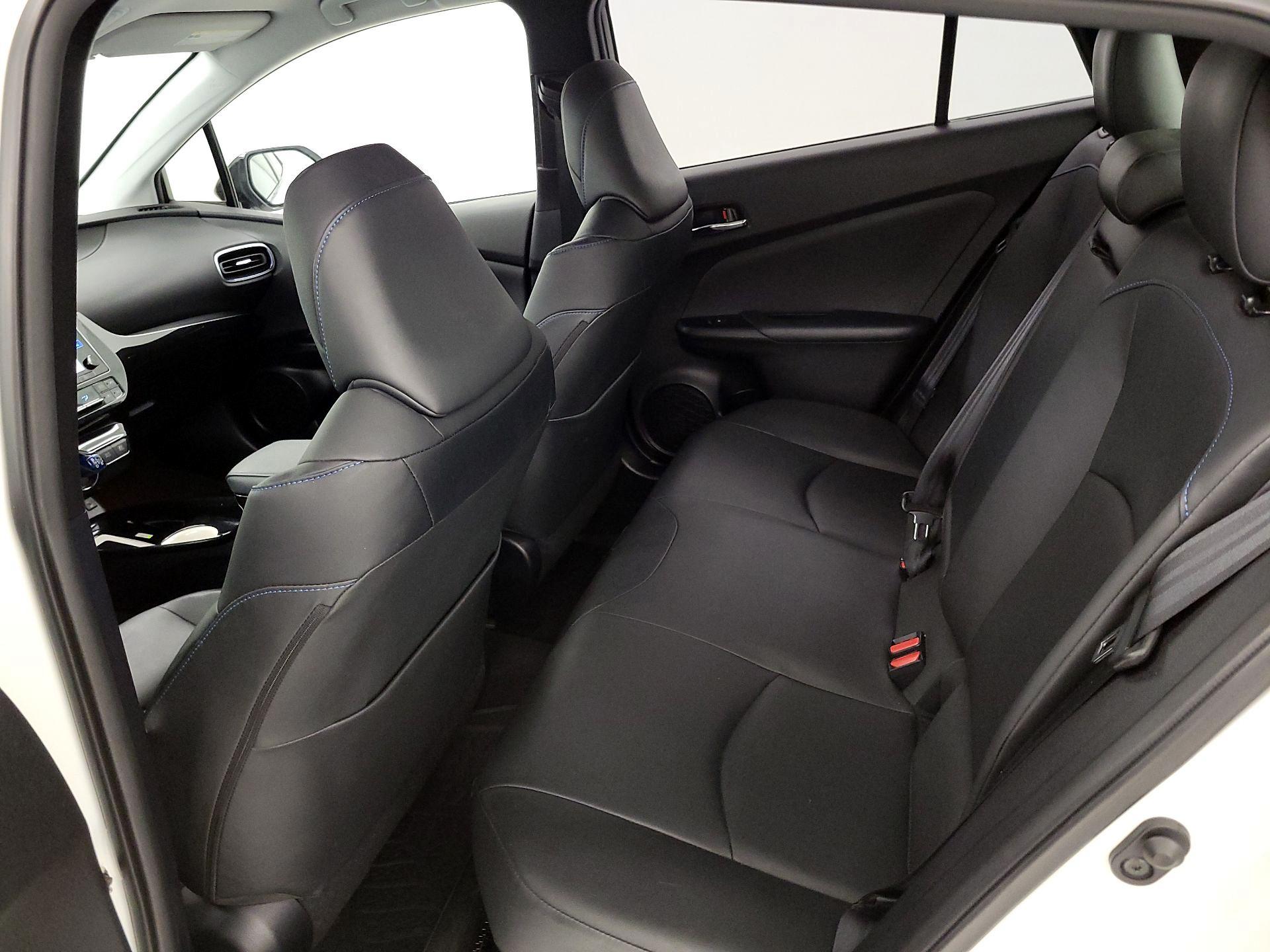 Thumbnail: 2017 Toyota Prius - 20