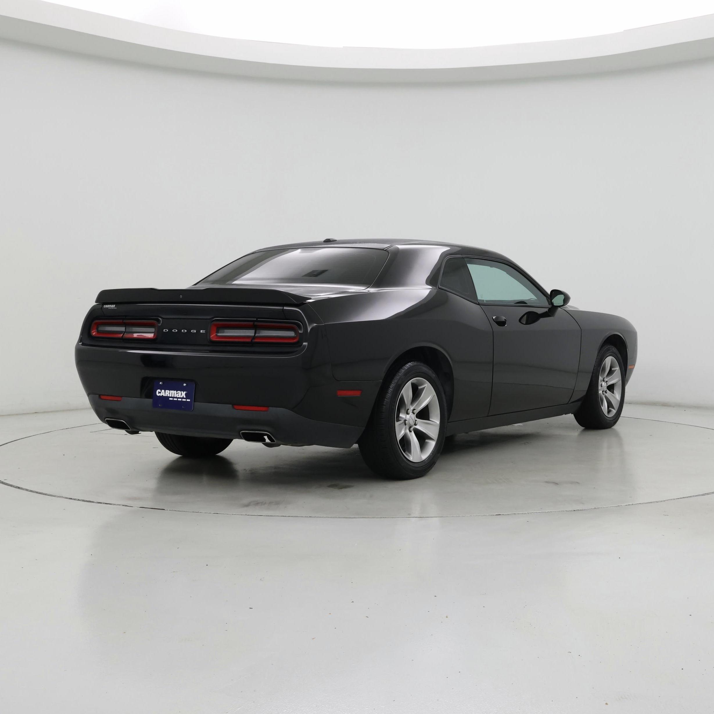 Thumbnail: 2018 Dodge Challenger - 8