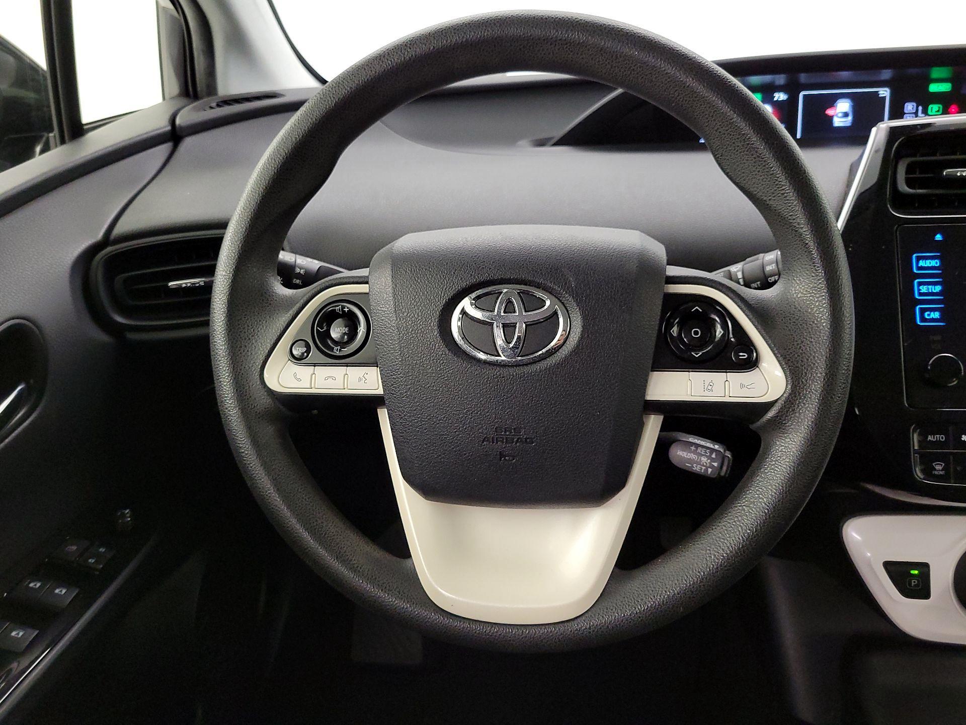 Thumbnail: 2018 Toyota Prius - 10
