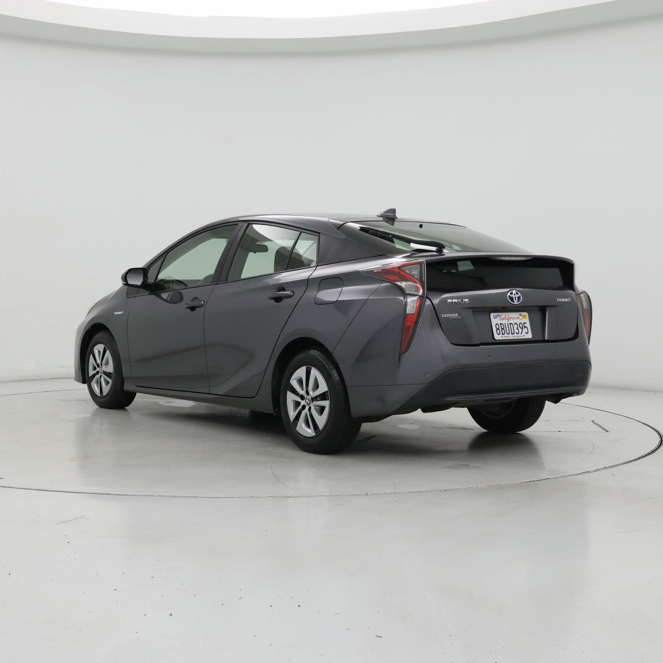 Thumbnail: 2018 Toyota Prius - 2