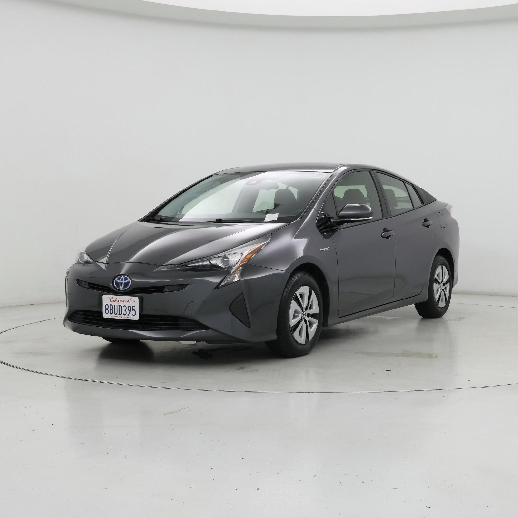 Thumbnail: 2018 Toyota Prius - 4
